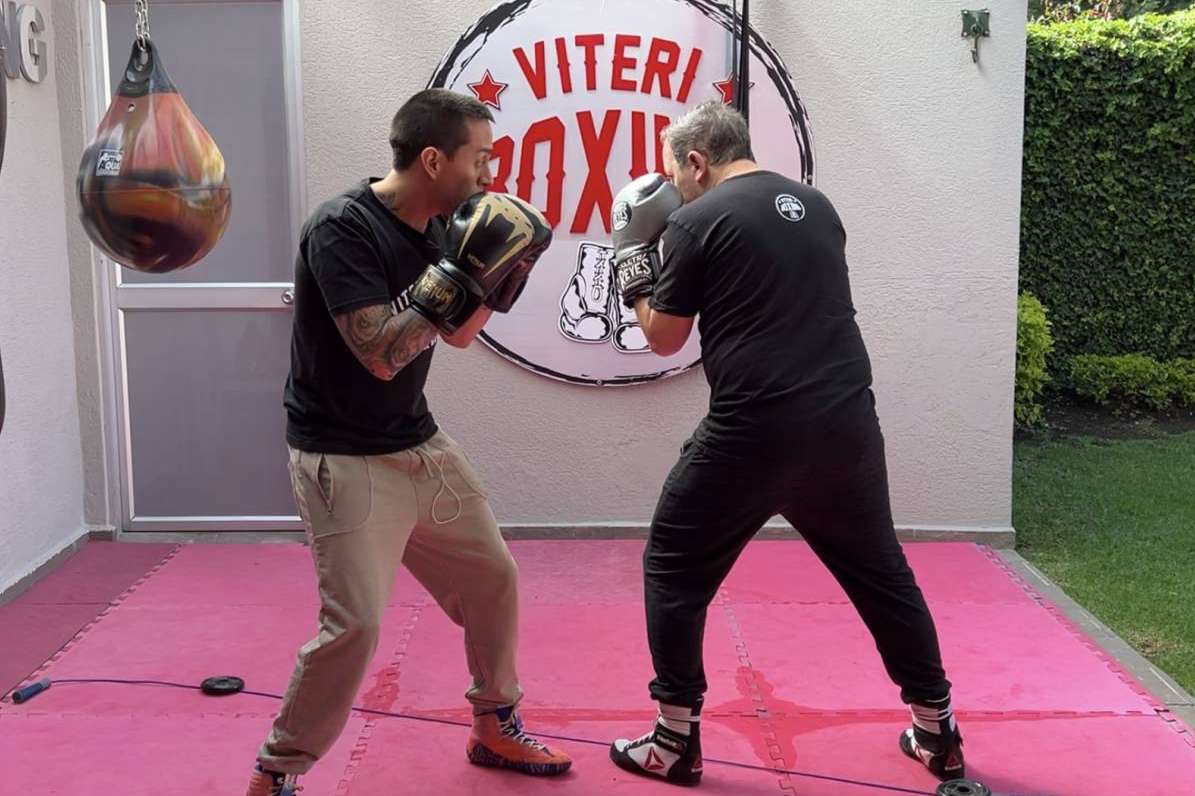 Viteri Boxing explica qué es el Human Chess, un nuevo tipo de arte marcial