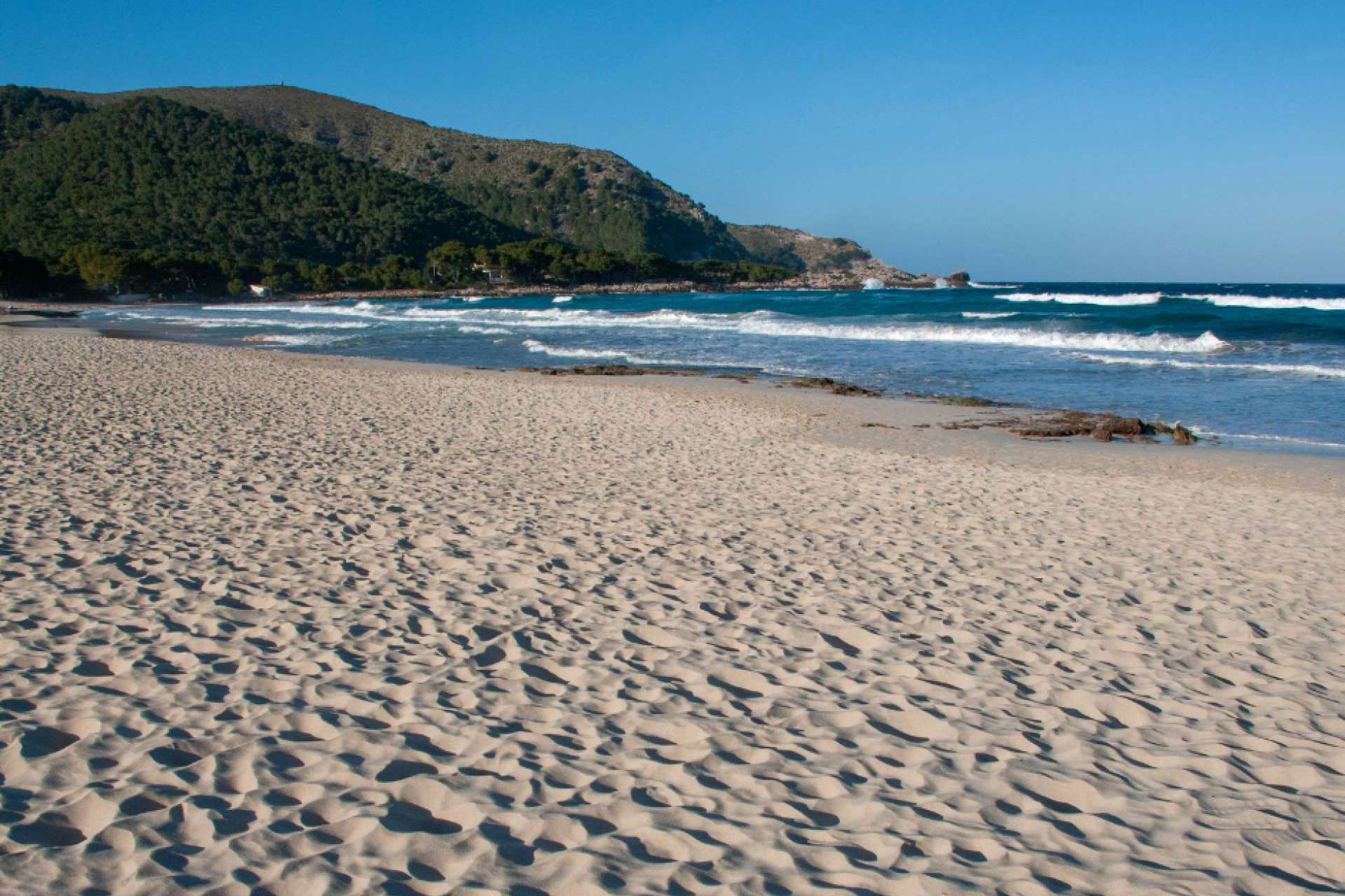 Descubrir Cala Ratjada; la experiencia vacacional inigualable, por Apartamentos Ponent