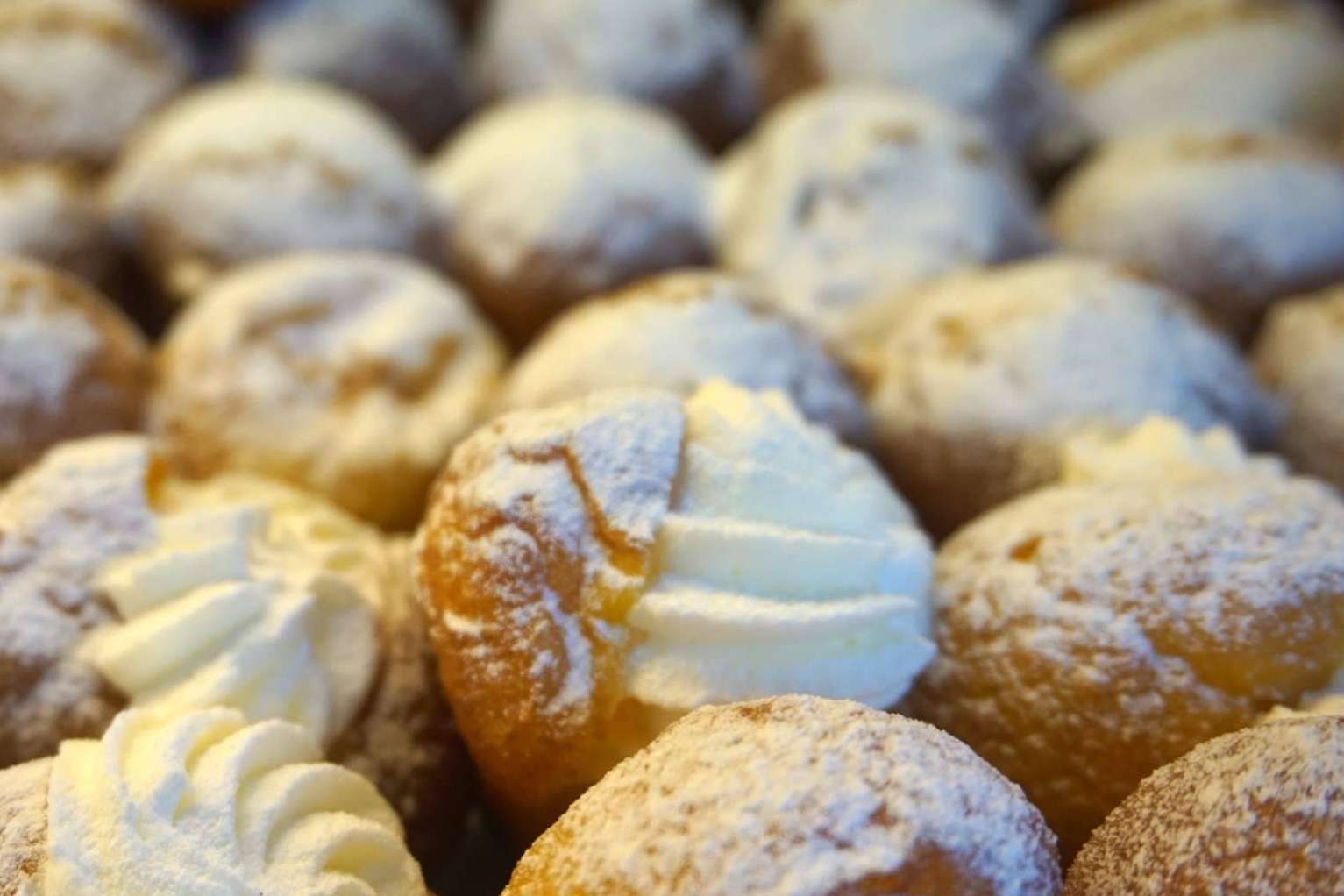 Pastelería Oiartzun pone a disposición postres para el Día de Todos los Santos y Halloween