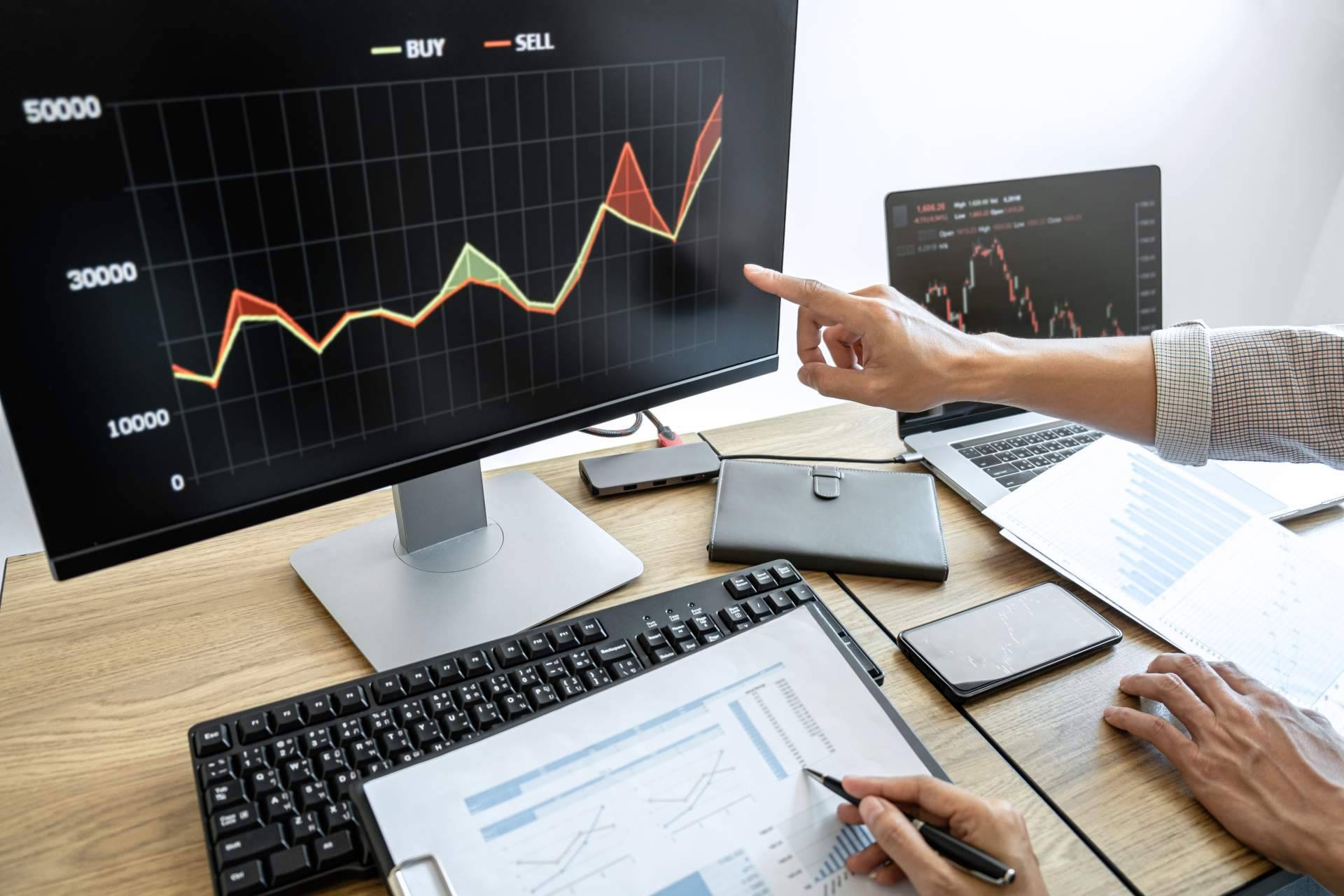 Educación online de trading con el equipo de DM Trading Club