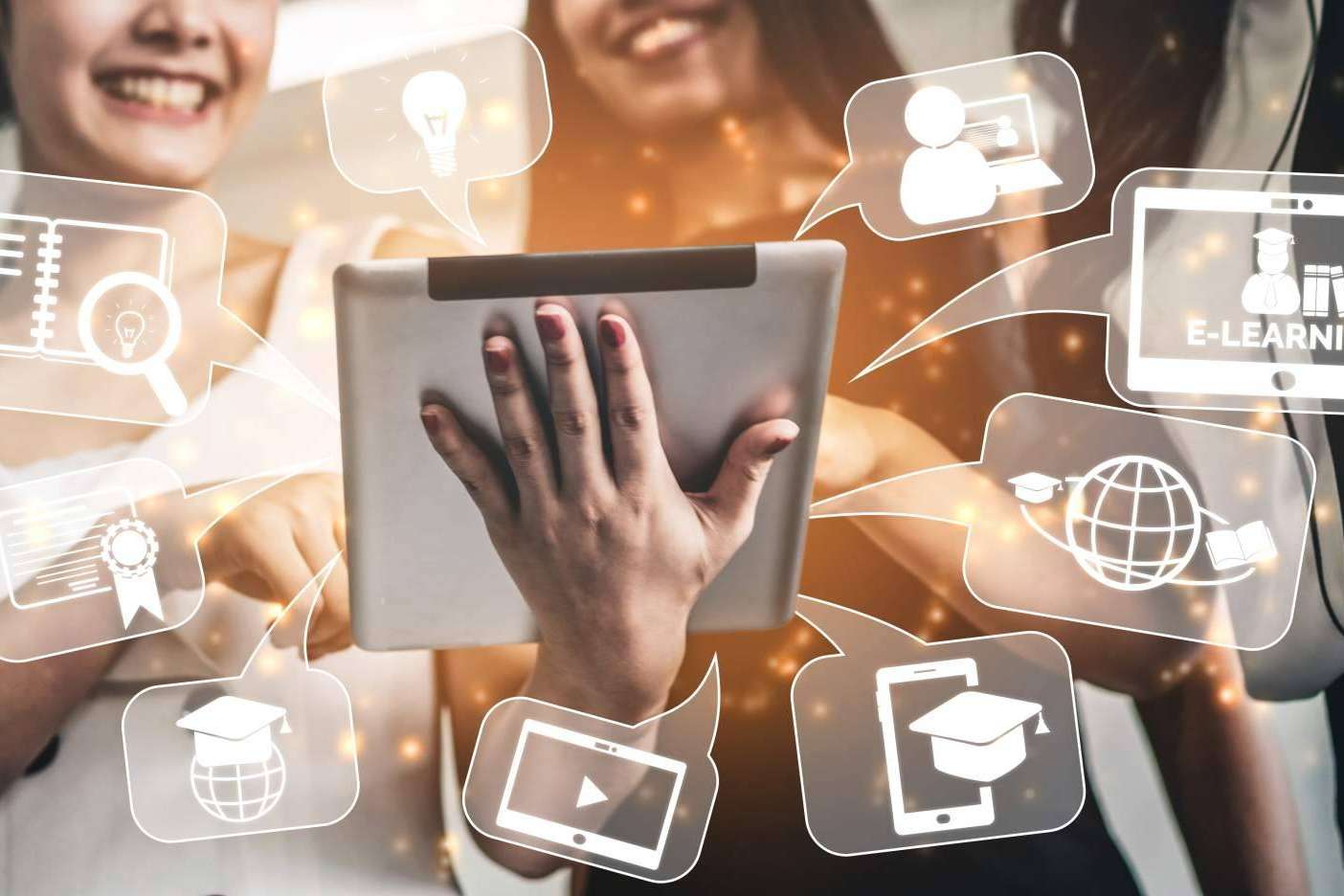 El CEAPS dispone de una formación online de 330 horas de duración para quienes quieren convertirse en peritos de seguros
