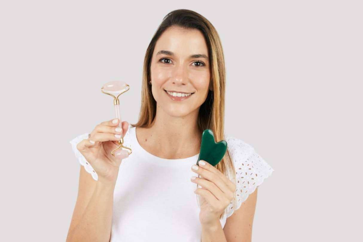 Reducir hinchazón facial, arrugas y flacidez con yoga facial