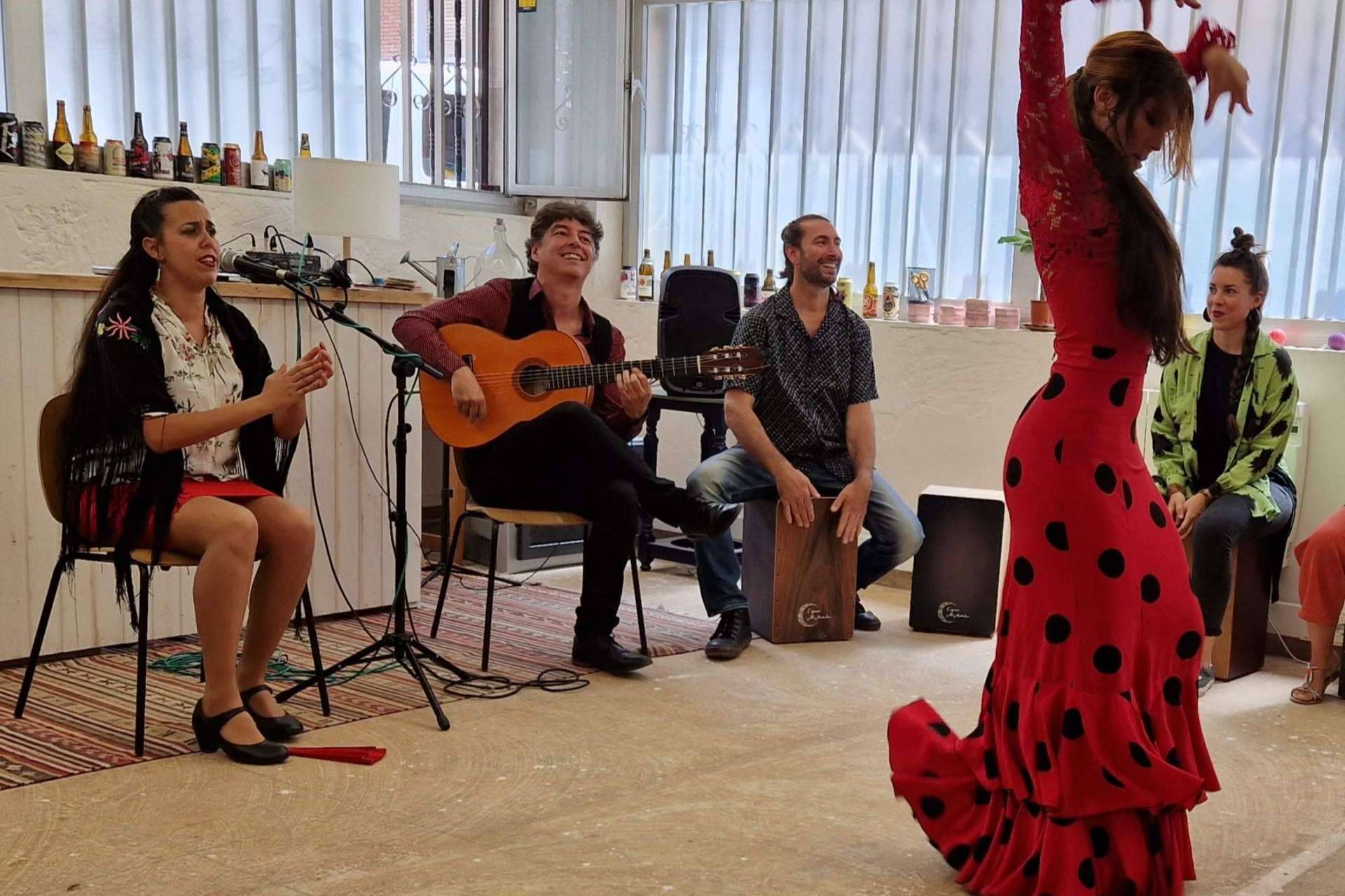 Fortalecer lazos laborales gracias a Team Building Percusión, el poder de las actividades lúdicas