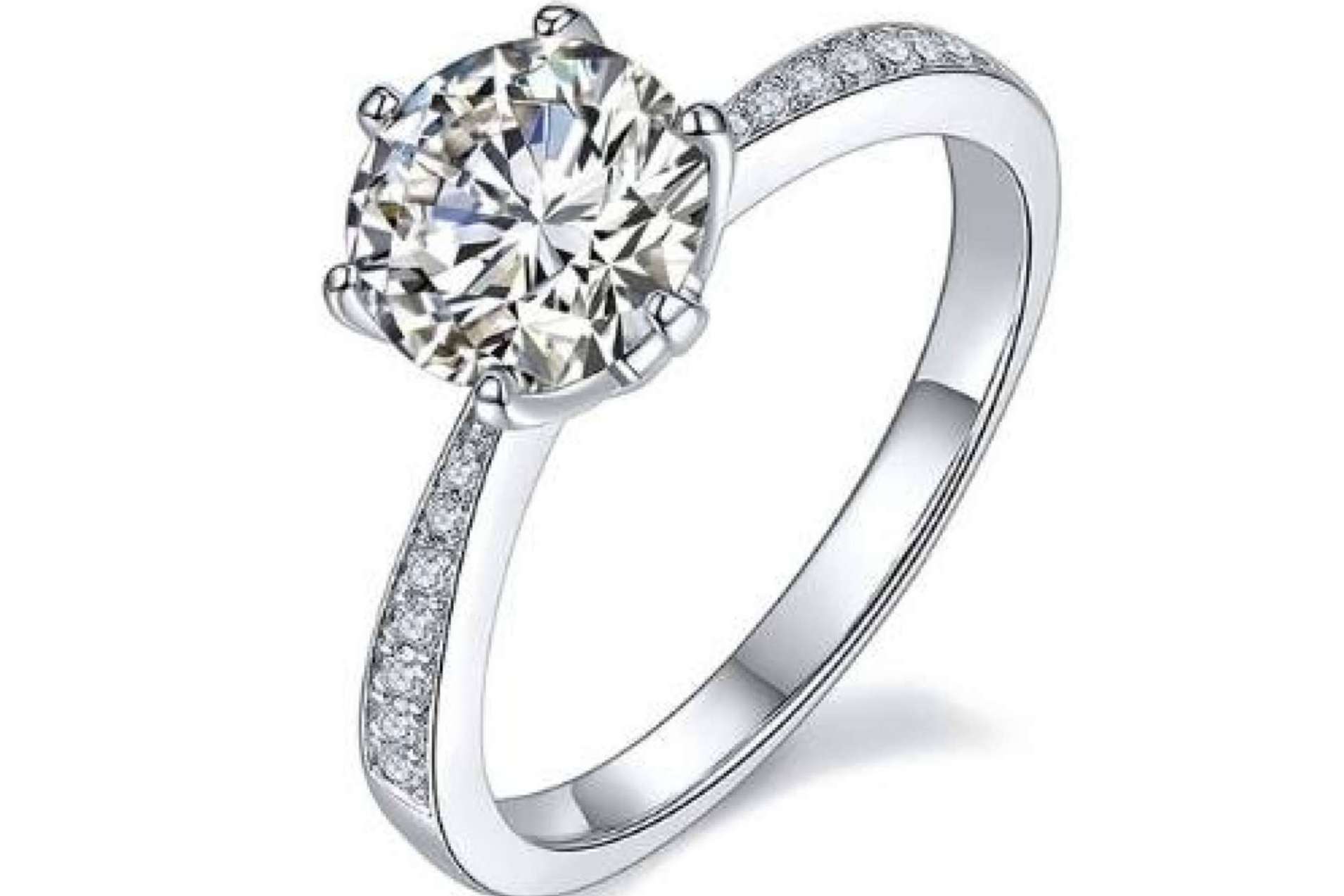 BMG Diamonds cuenta con especialistas en anillos de compromiso con diamantes muy especiales