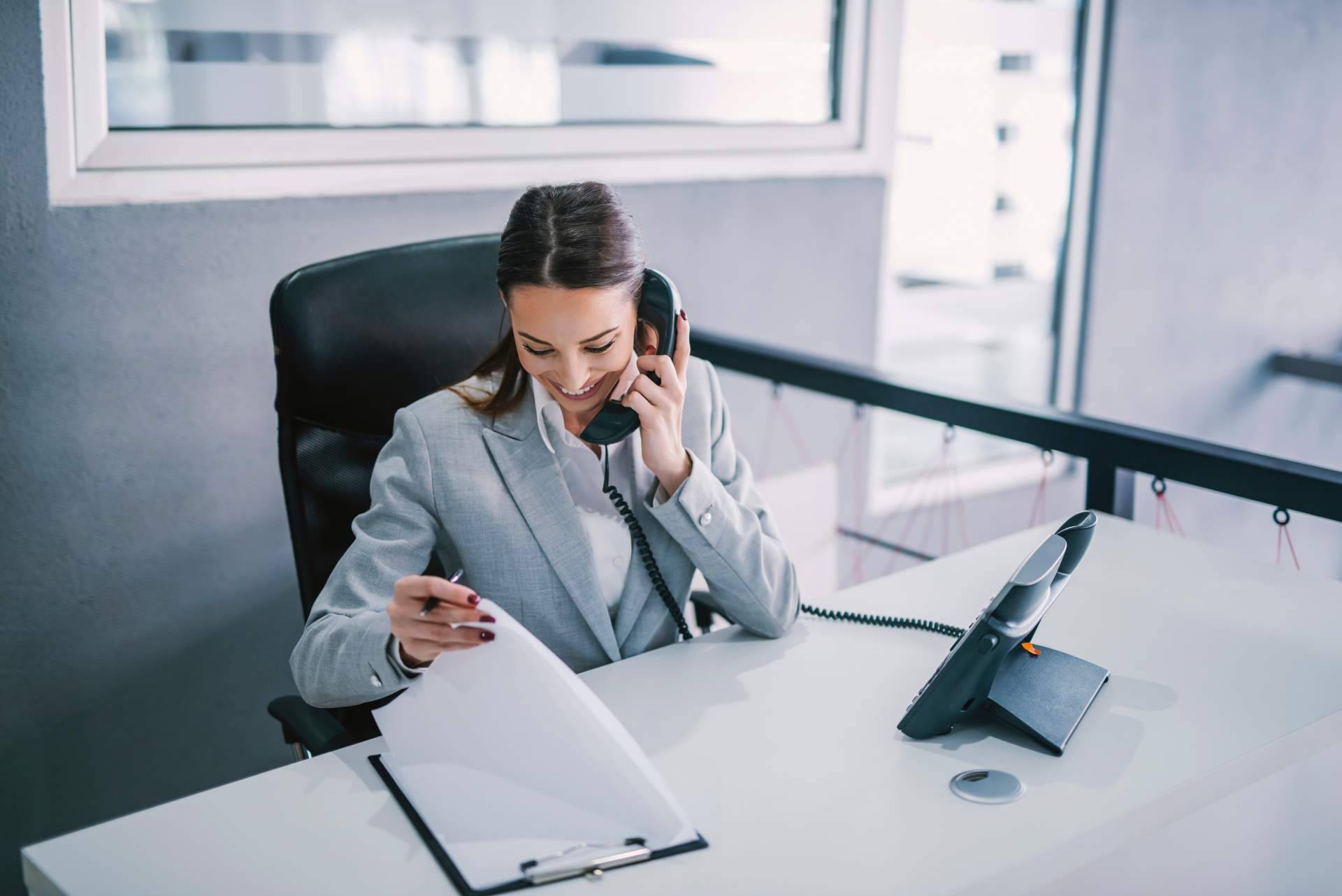 Una alternativa fácil para lograr un empleo fijo, las oposiciones auxiliar administrativo del Estado