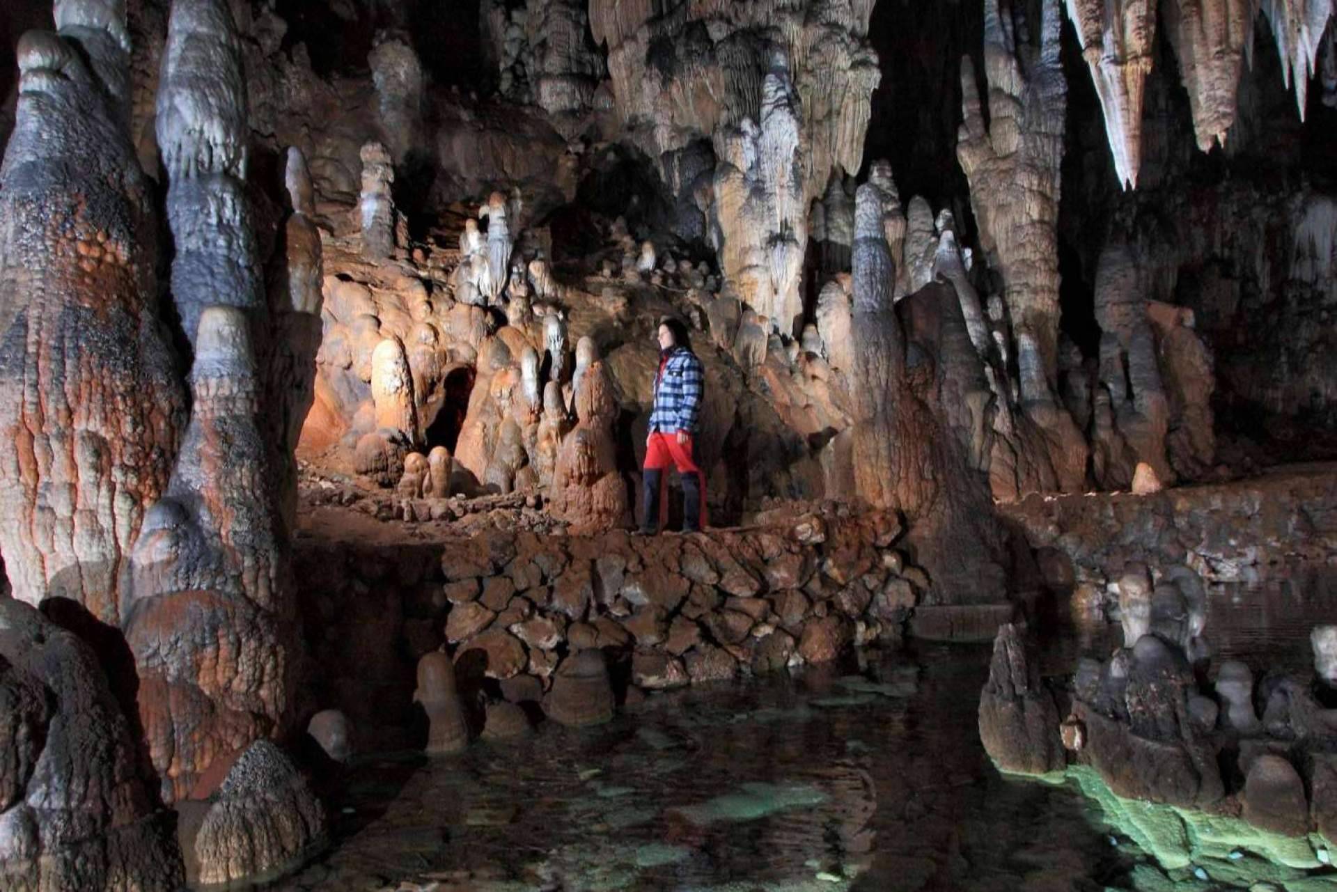 Las cuevas y minas turísticas, un destino para las vacaciones de invierno y de Navidad