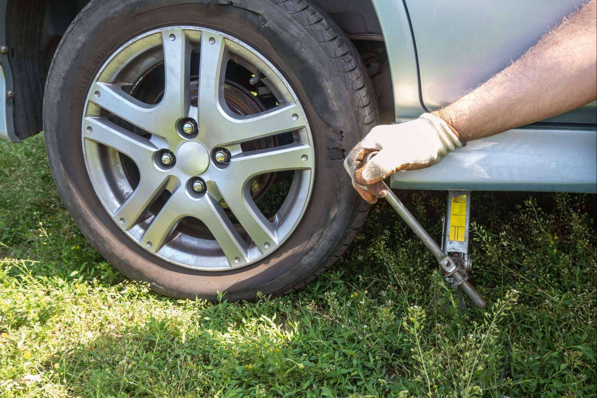 Recambio ruedas coche con el servicio de venta online de Todo Llantas Shop