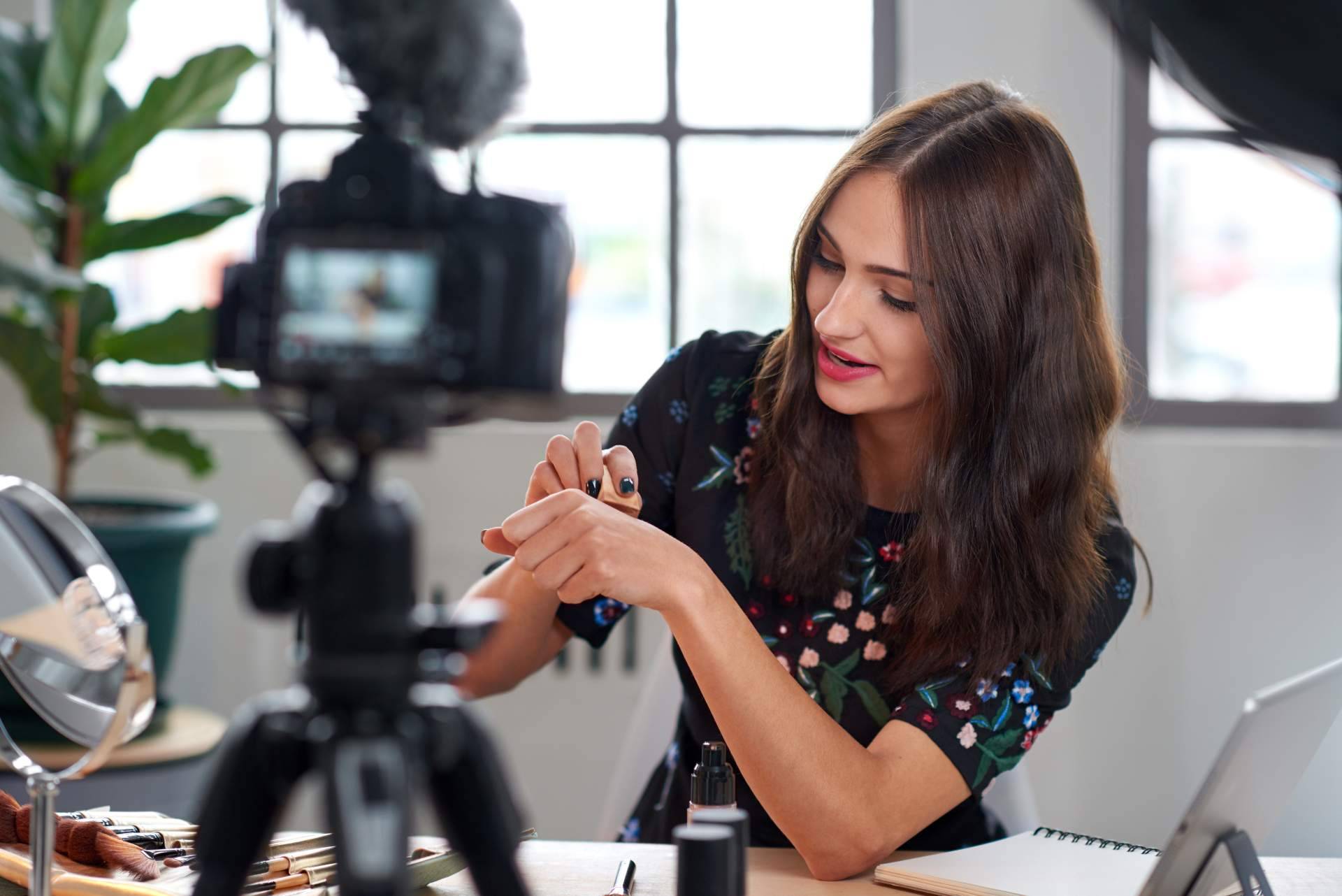 Potenciar una marca con colaboraciones con microinfluencers y de la mano de Brandarmies