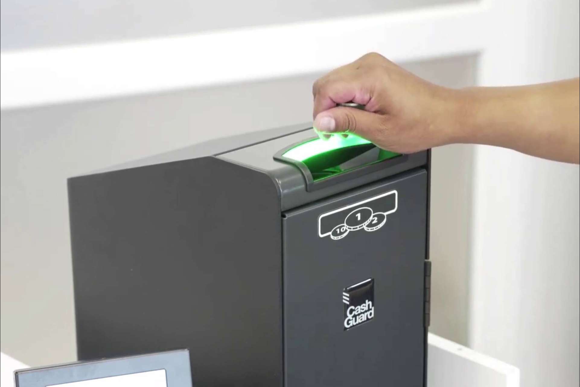 Telsystem ofrece la caja registradora automática CashGuard