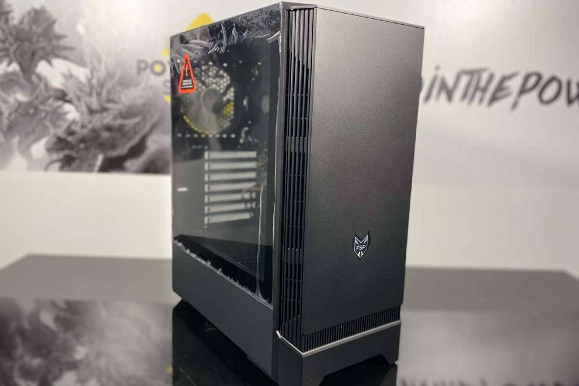 Información sobre el PC Minotaur A43G de PowerZone Shop