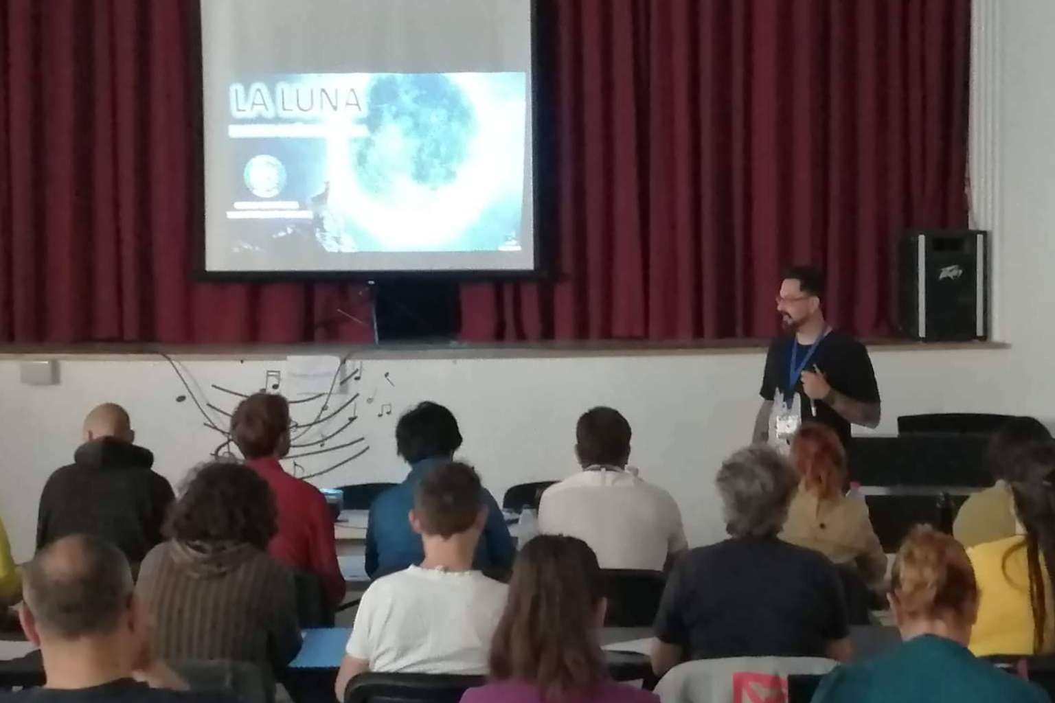Orión Madrid Astroturismo sobre la importancia de la divulgación astronómica en centros educativos