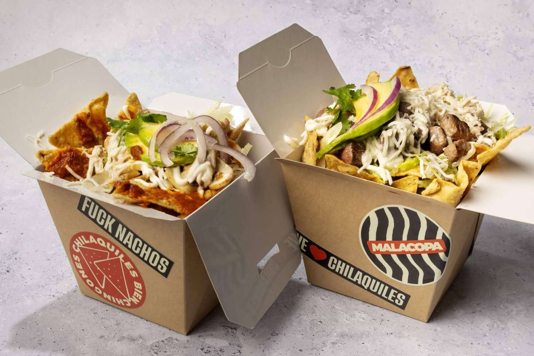 Degustar uno de los chilaquiles más famosos de Madrid en Malacopa