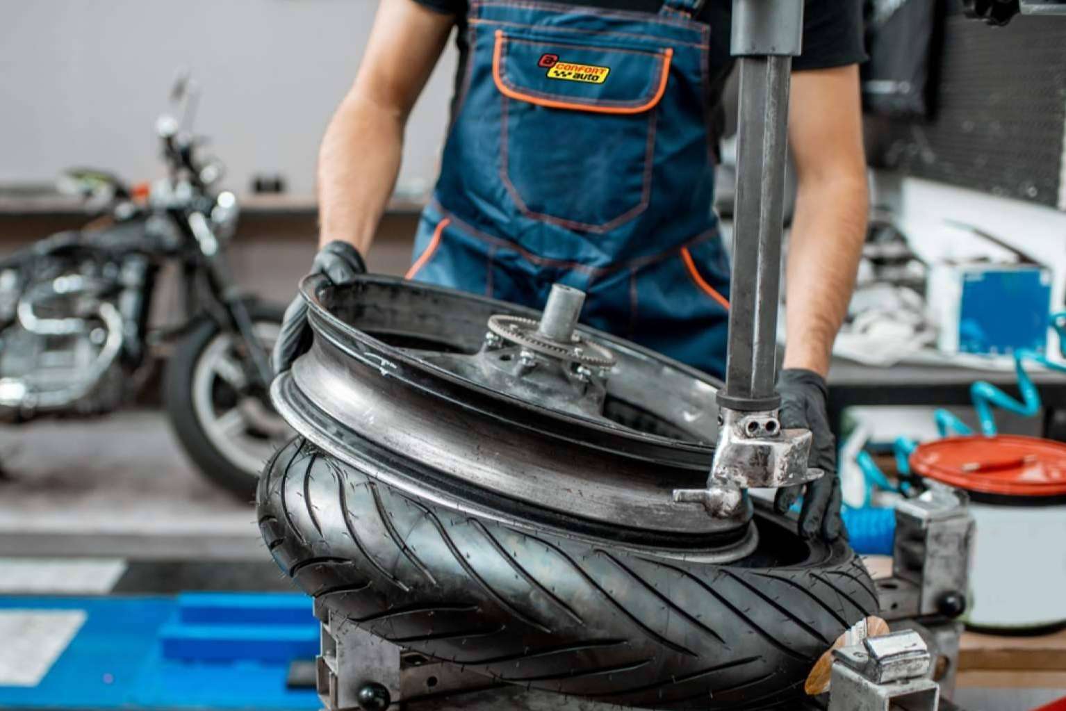 Adquirir neumáticos de moto en Confortauto