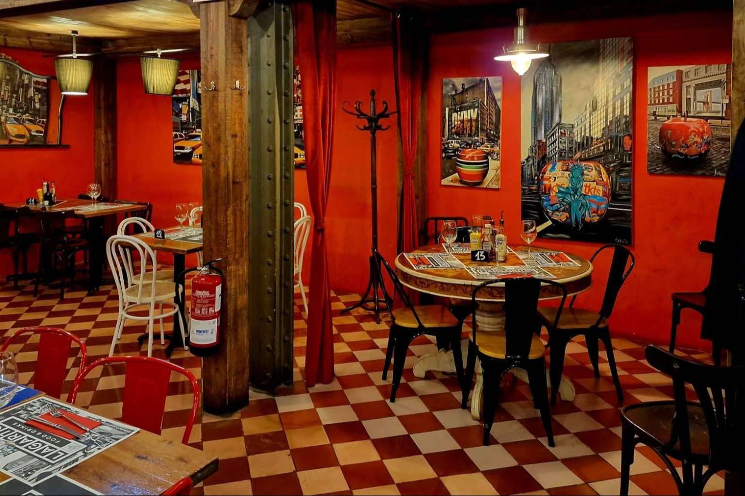 Lagarto Food & Drinks, el restaurante en Sant Gervasi donde se puede degustar una buena hamburguesa