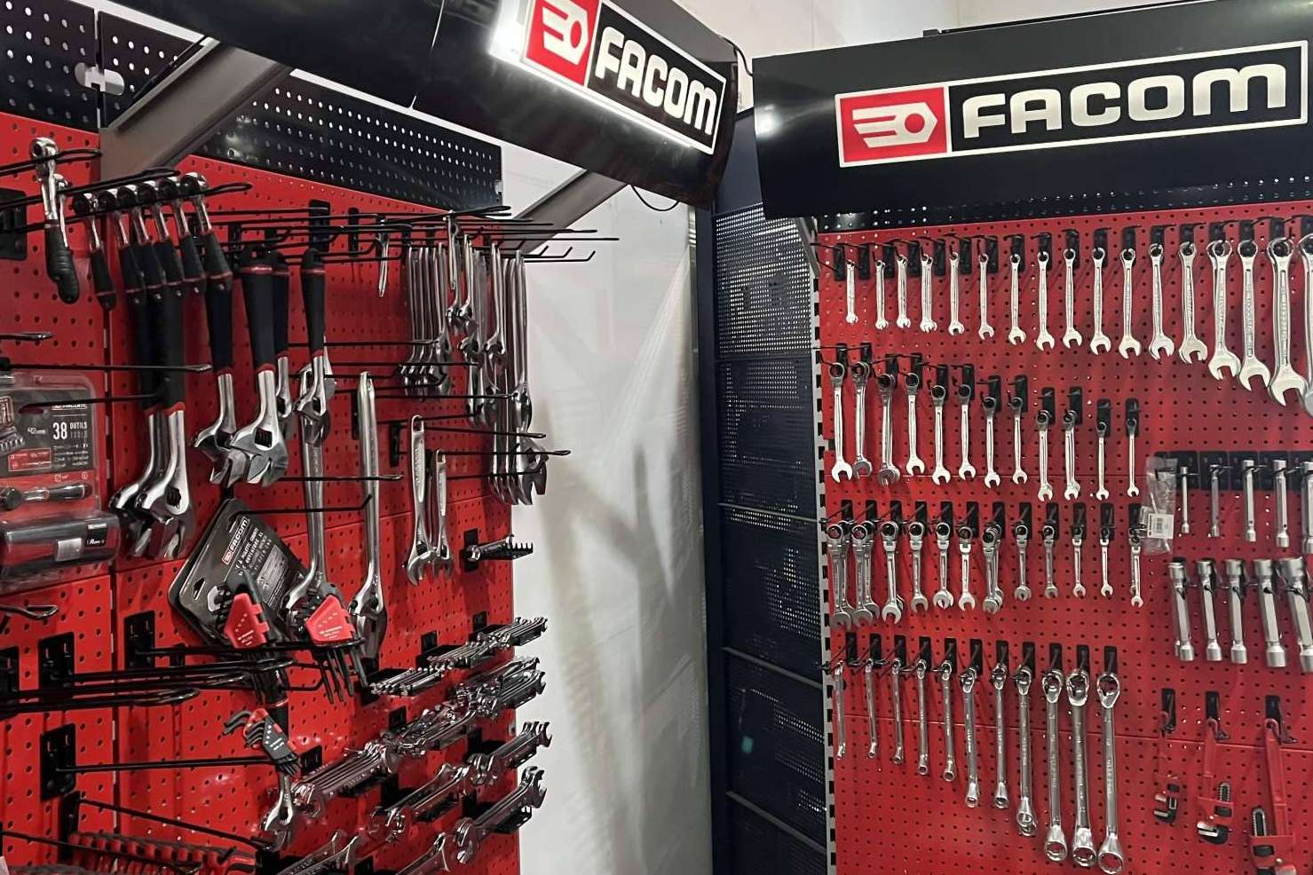 Eny.es ofrece en su tienda online productos de la marca FACOM