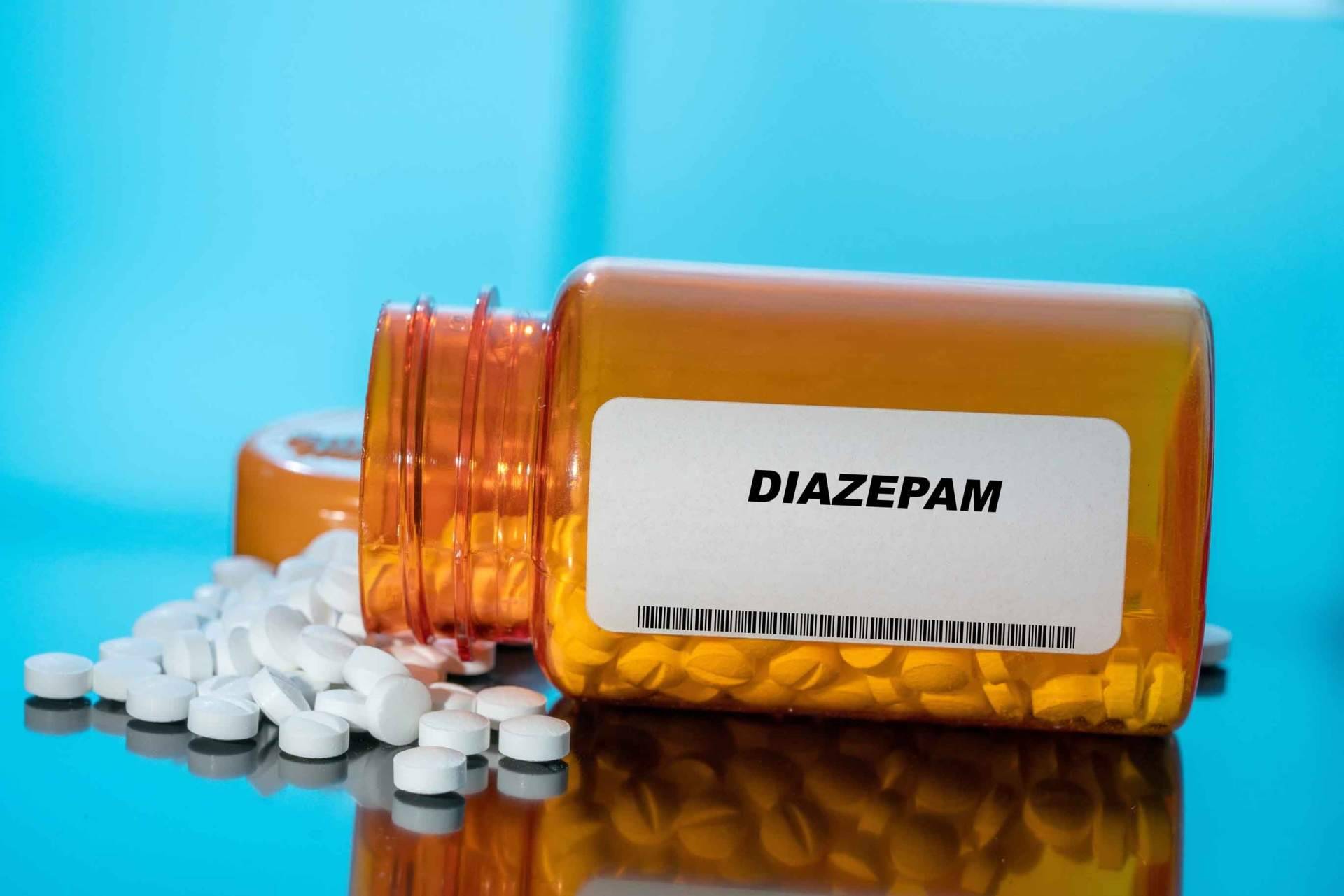 Diazepam. Qué es, cómo se toma y cuáles son sus efectos secundarios