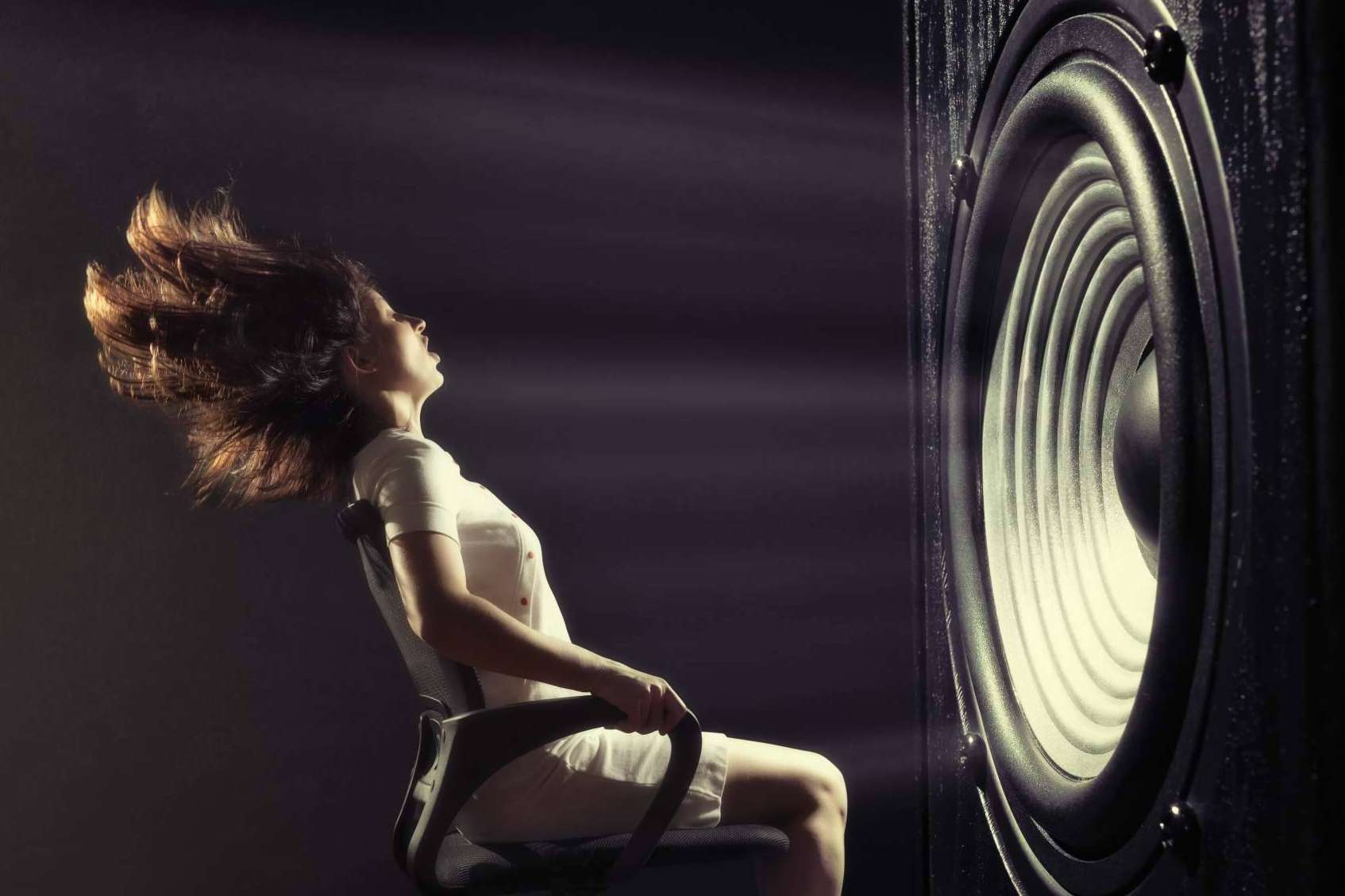 ¿Dónde encontrar especialistas en iluminación creativa y sonorización? Taztú