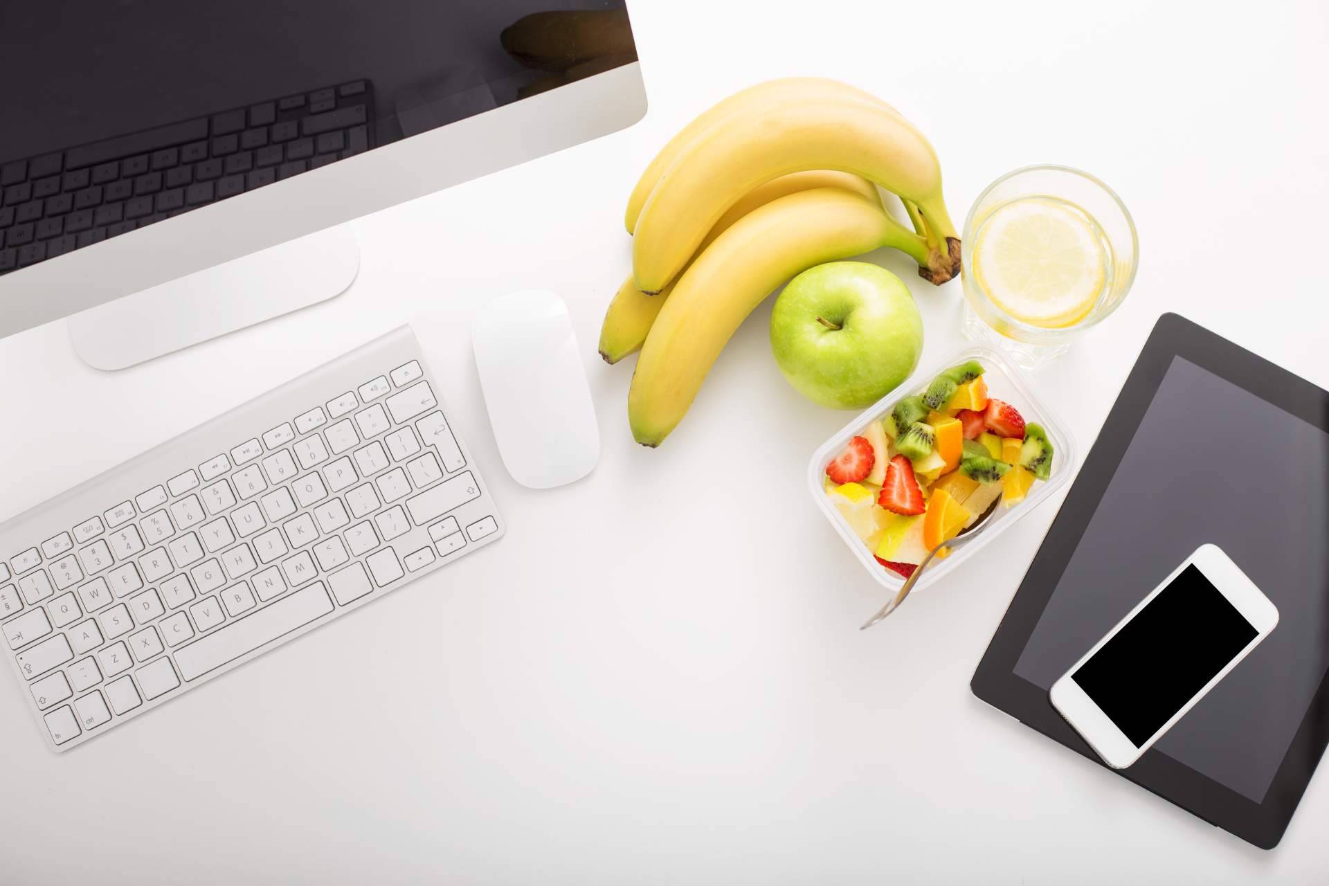 Beneficios del servicio de fruta en la oficina de la mano de Fresh OCHS