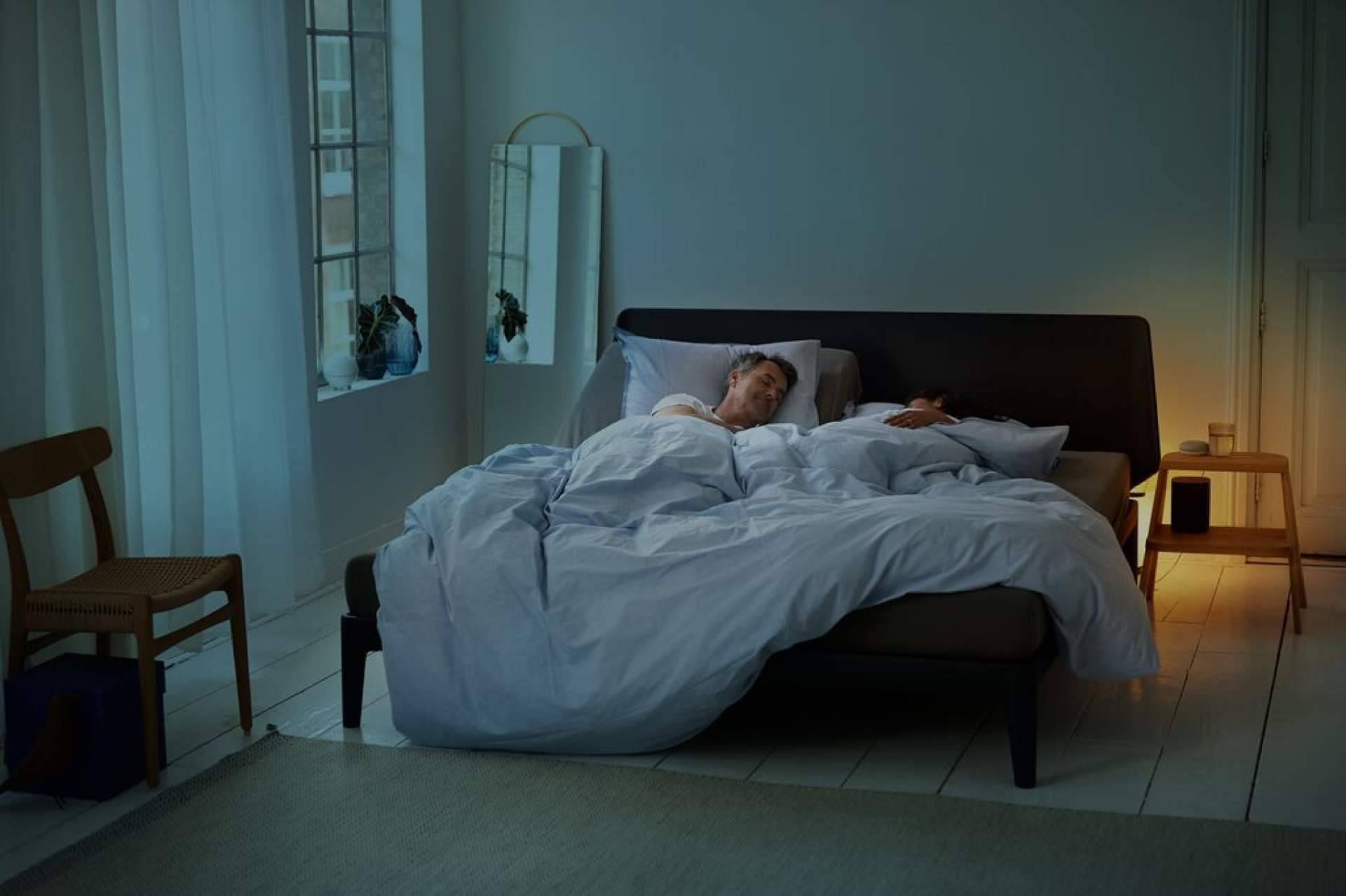 Darle a un dormitorio un toque de lujo y comodidad con Auping