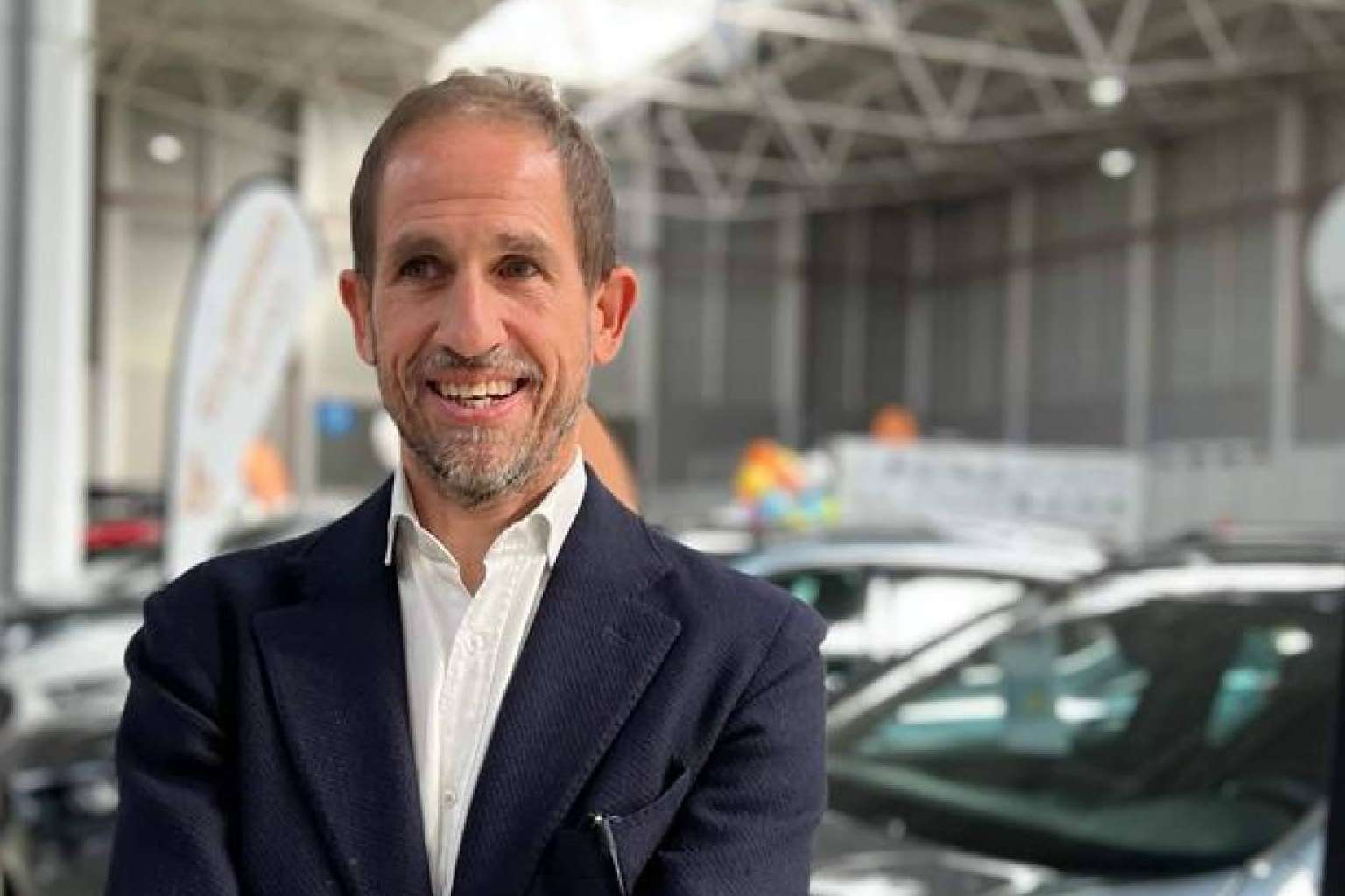 ¿Cómo enfoca el Grupo Ávolo el servicio de venta de coches de segunda mano?