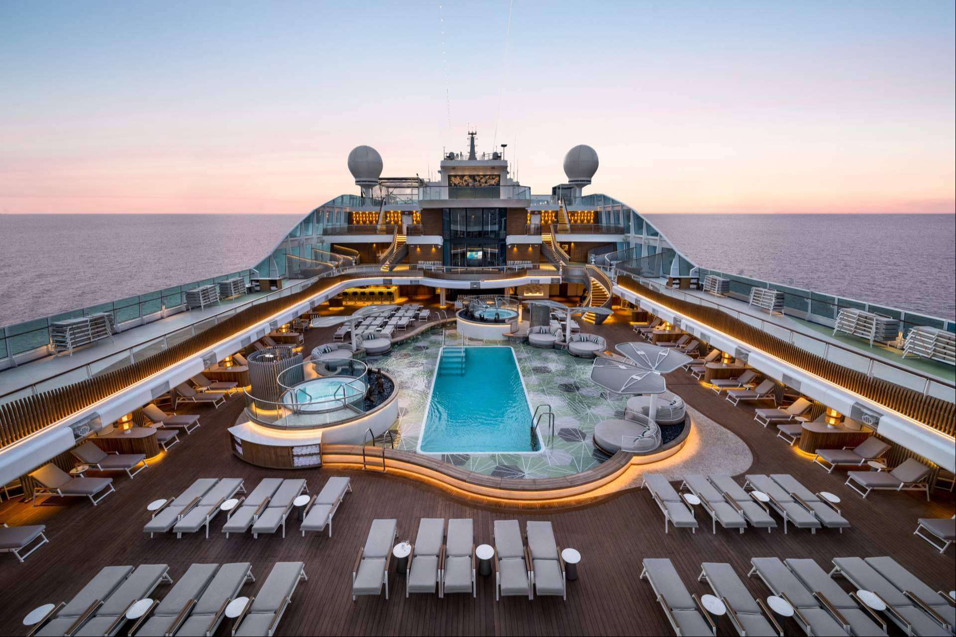 La nueva colección de viajes 2025 y el nuevo buque Allura de Oceania Cruises