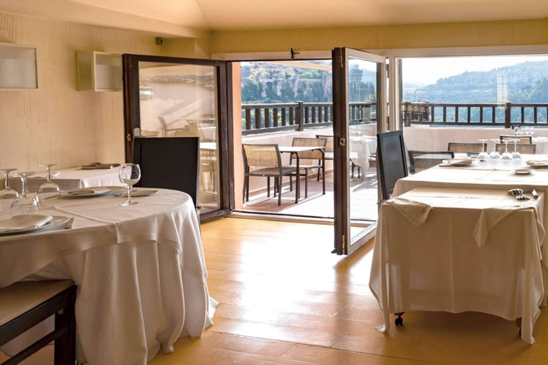 Celebrar comidas para eventos y celebraciones en Cuenca