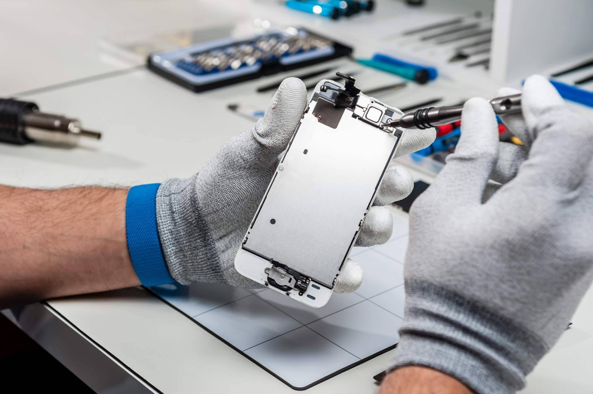 iRefurb se encarga de la reparación de smartphones en La Coruña