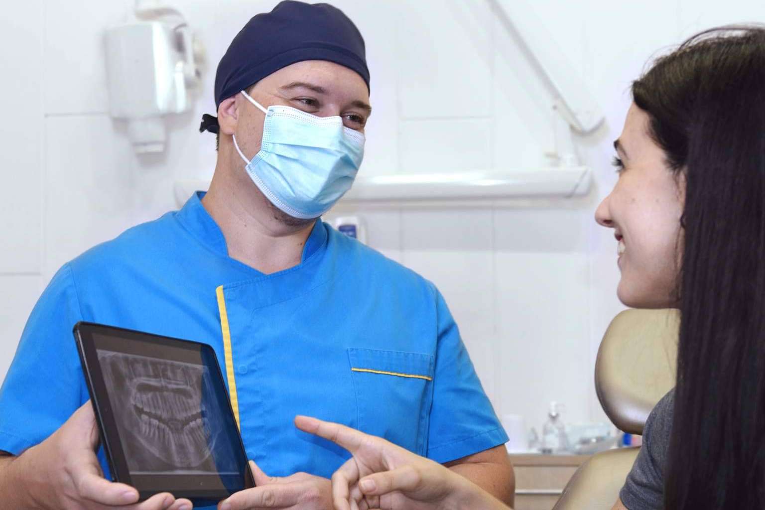 Clínica Dental Arai, una de las clínicas dentales mejor valoradas de Barcelona, concede una entrevista