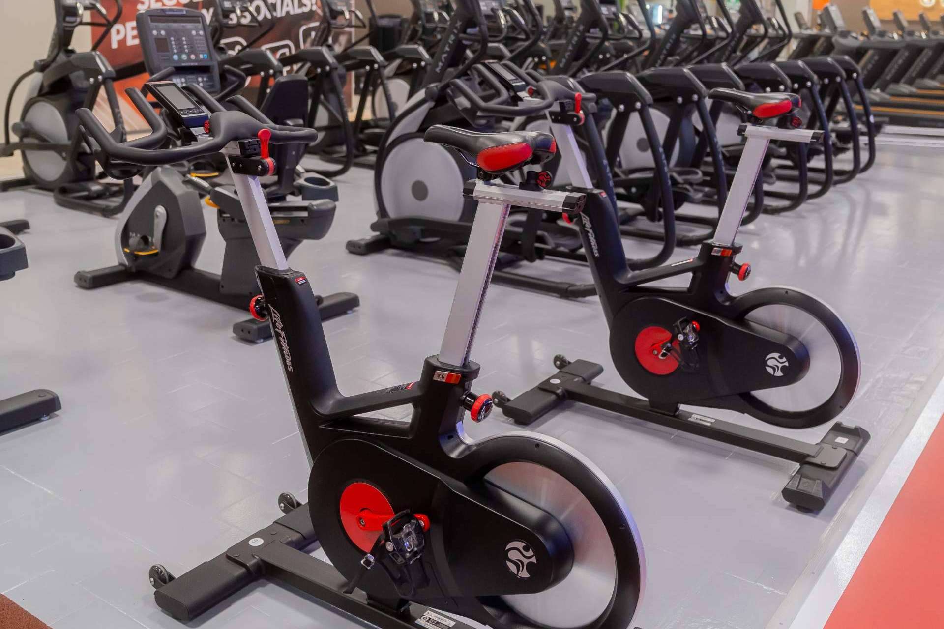 Qué ventajas ofrece VivaGym para hacer ejercicio en bicicleta estática