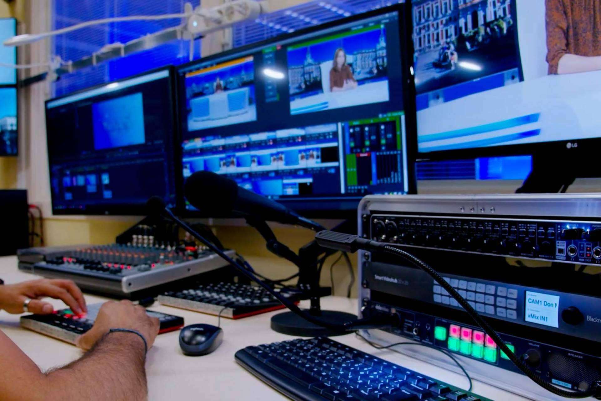Producción de vídeos verticales para RRSS profesionales, con el medio especializado Excelencia Médica TV