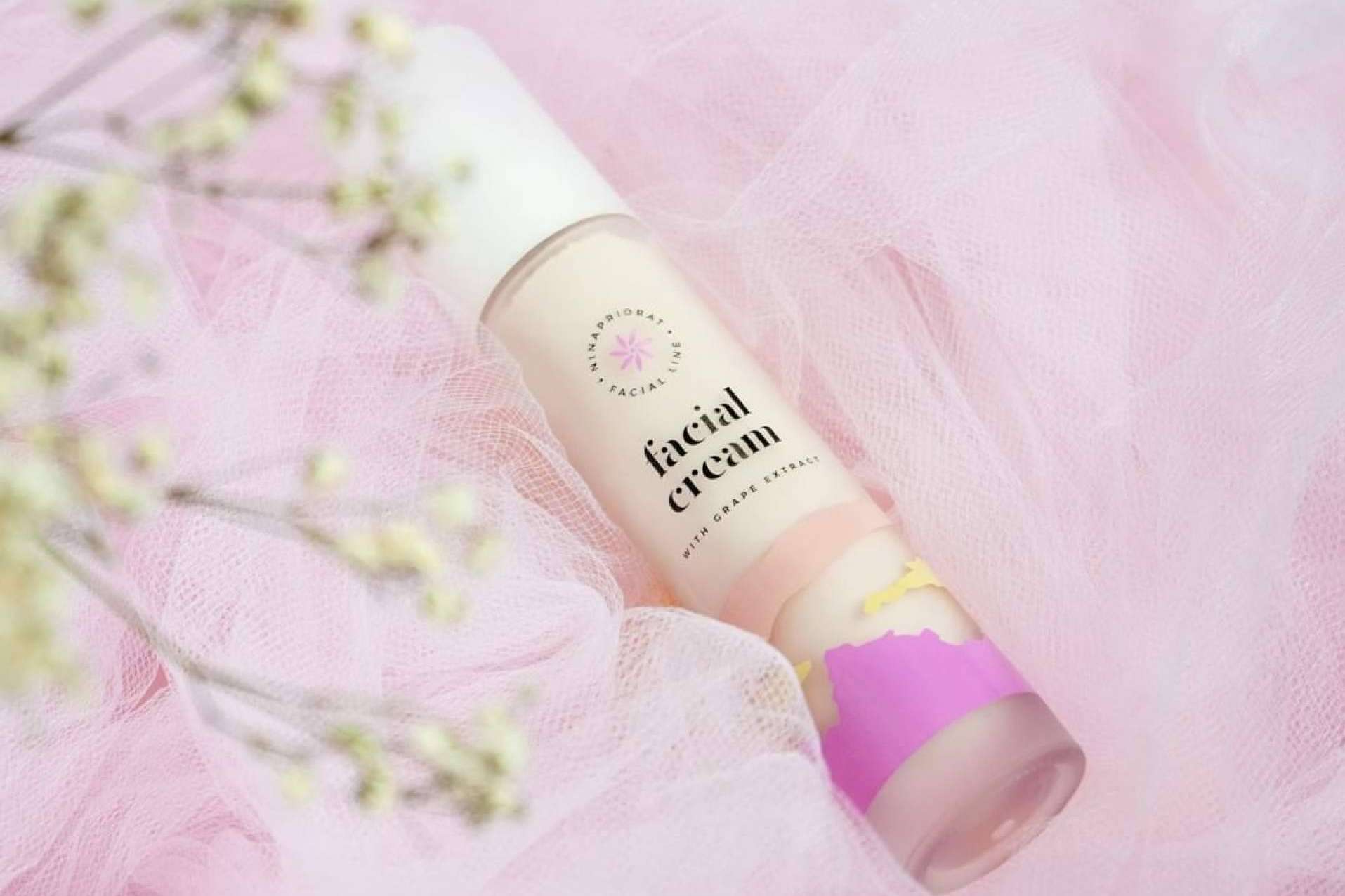 La nueva crema facial con extracto de uva y avellana de Nina Priorat