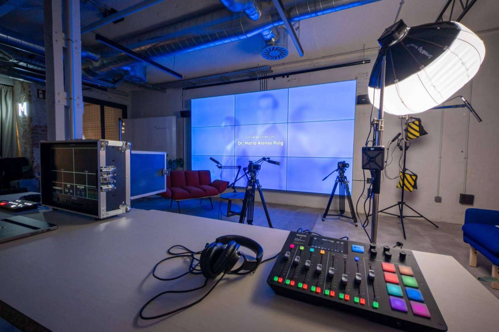 En el centro de Madrid, soluciones integrales para eventos corporativos, rodajes y videopodcast con Mastermind