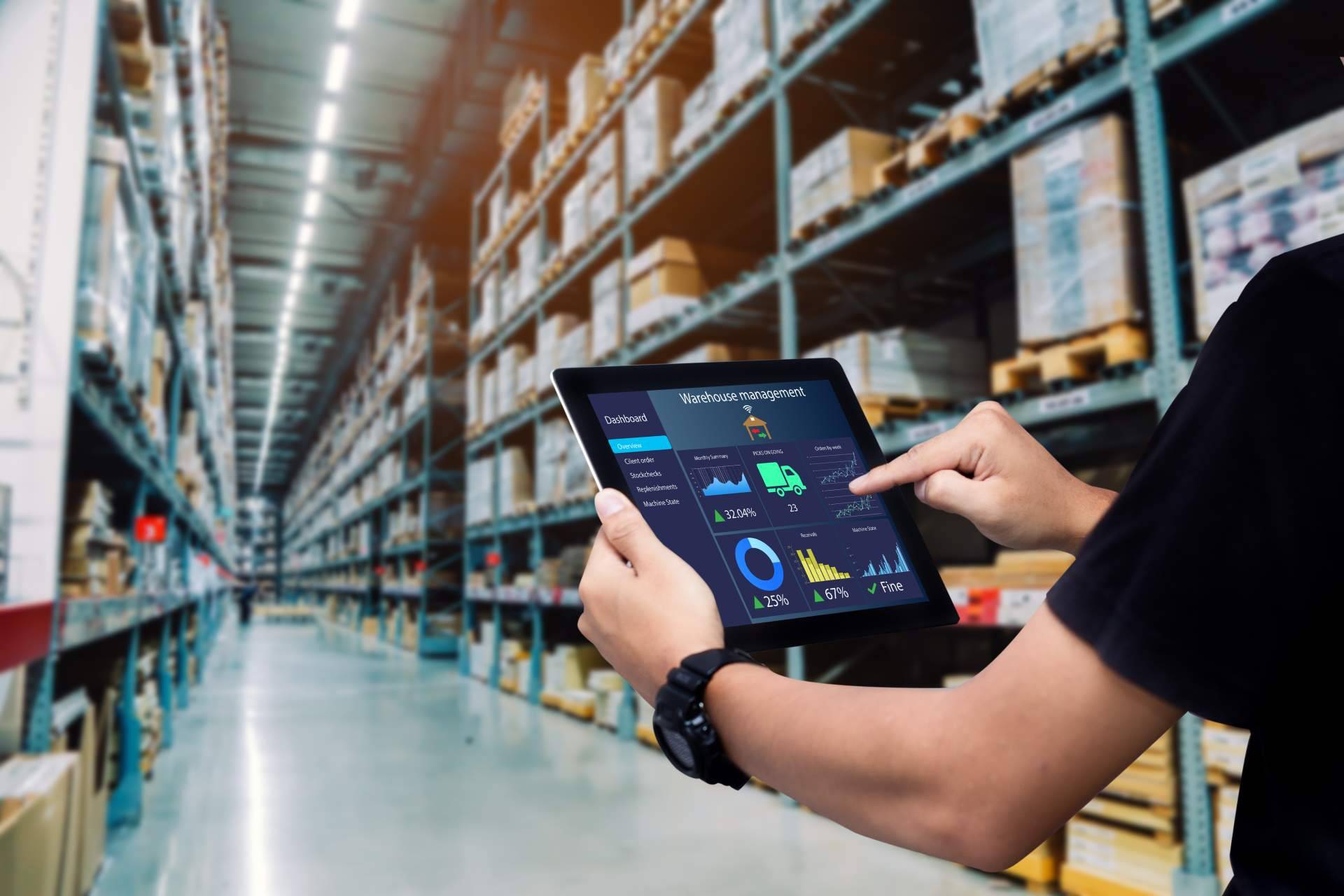 Conocer las ventajas que ofrece la tecnología aplicada al almacenamiento logístico