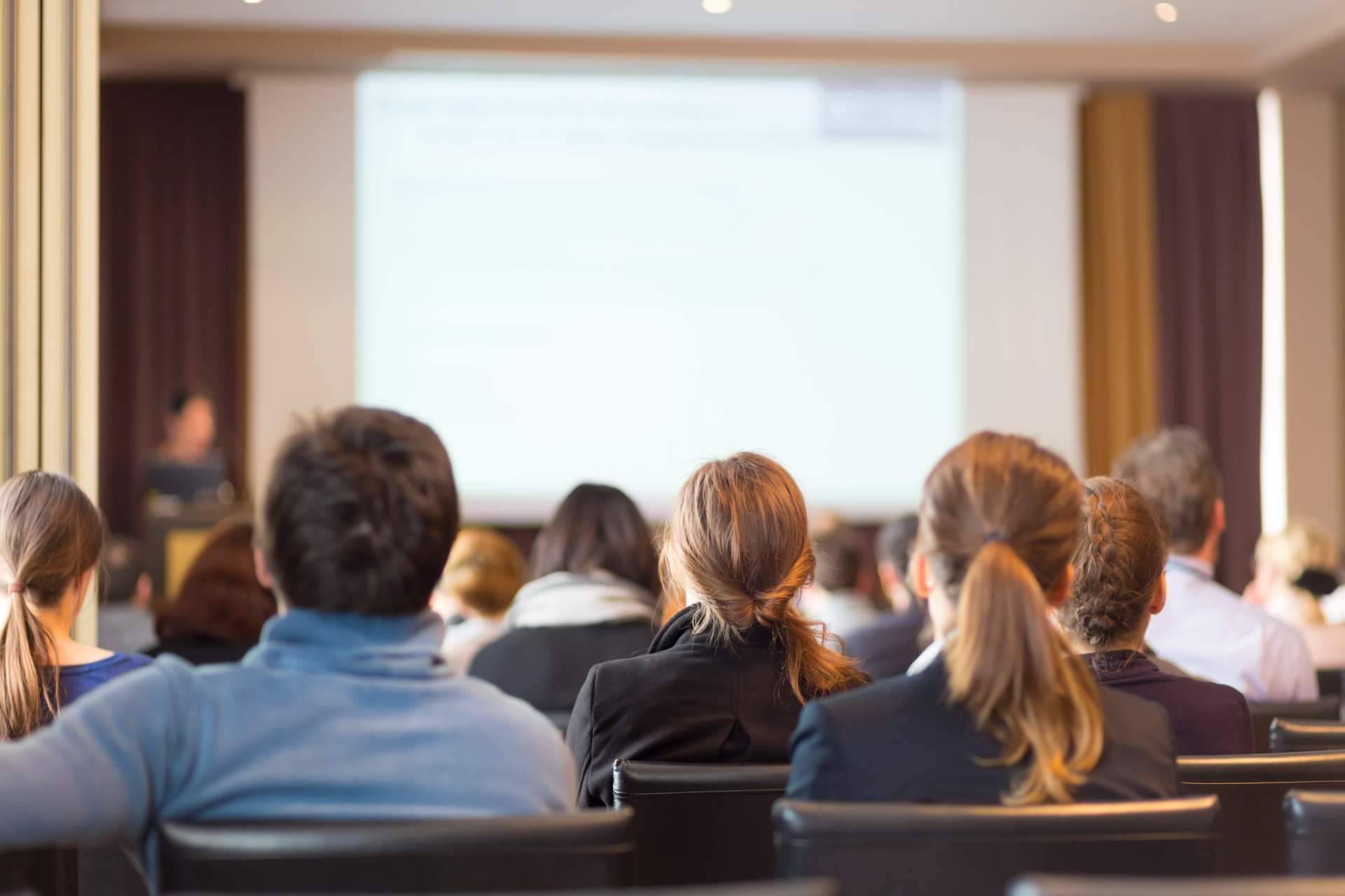 Formación Carpe Diem tiene el curso online ideal para convertirse en experto universitario en cualquier área profesional