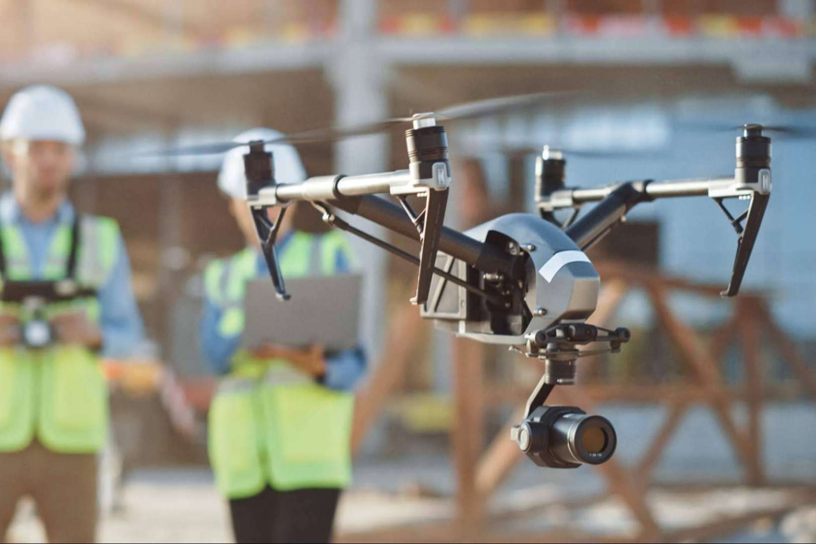 Este 2024, las empresas y operadores de drones necesitarán aeronaves con marcado CE y marcado de clase para pilotar