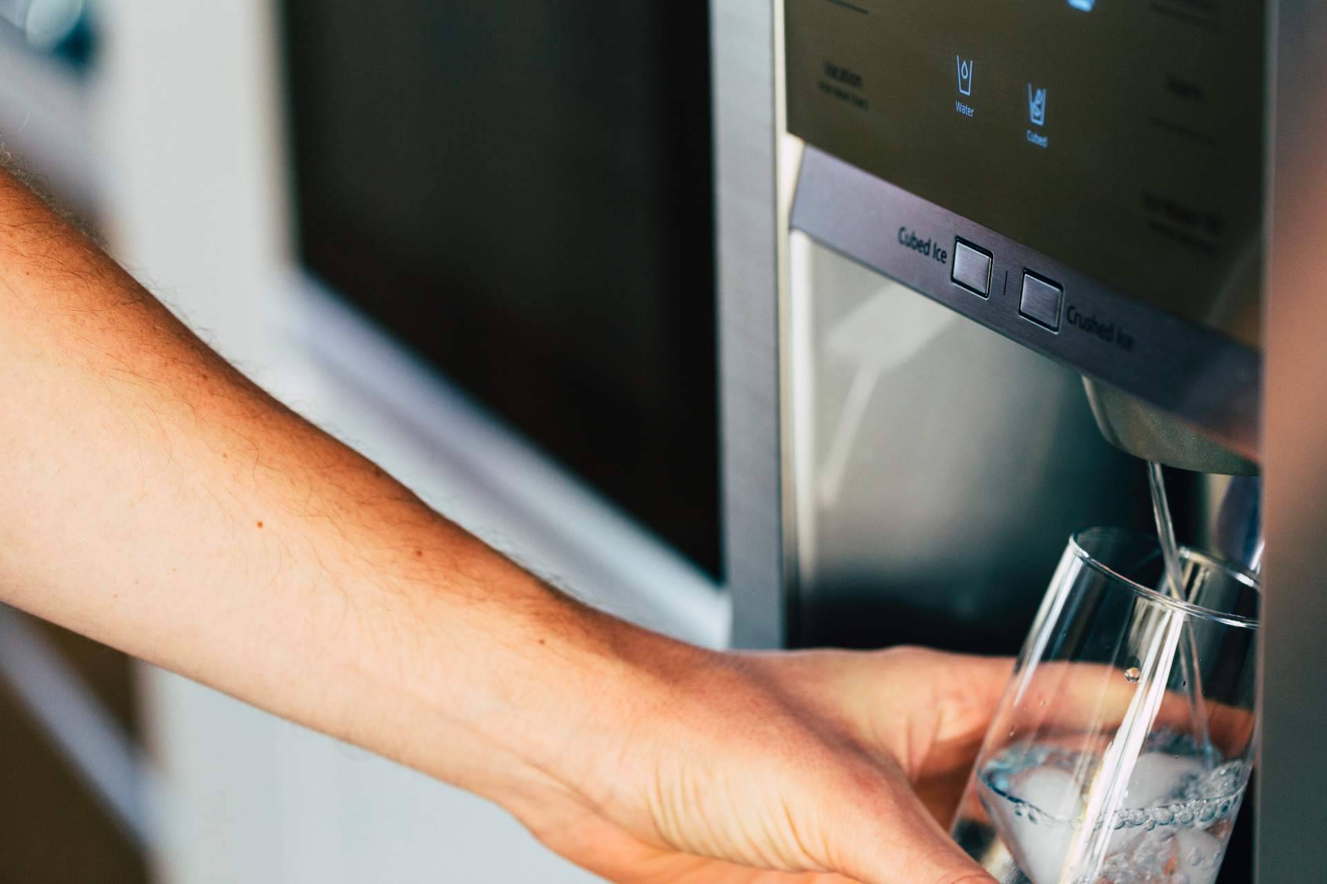 Culligan ofrece dispensadores de ósmosis y filtración