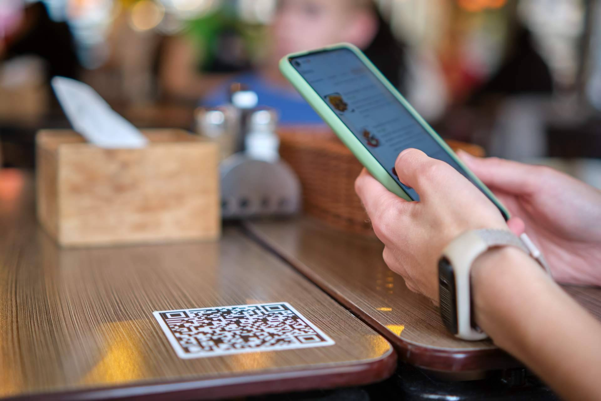 ¿Cómo crear un propio menú digital sin conocimiento técnico?, de la mano de d'menu