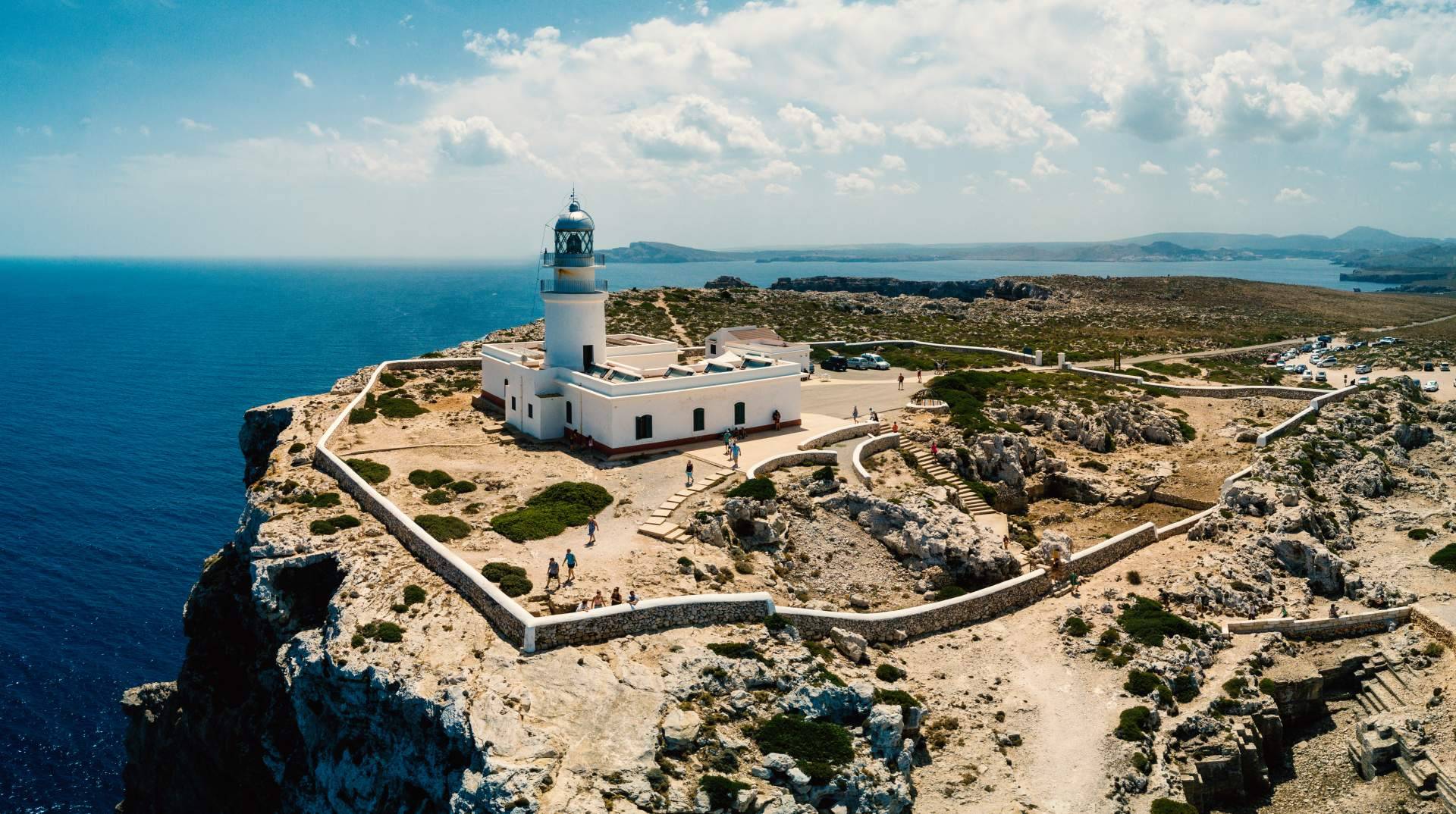 ¿Cuál es la mejor temporada para viajar a Menorca?