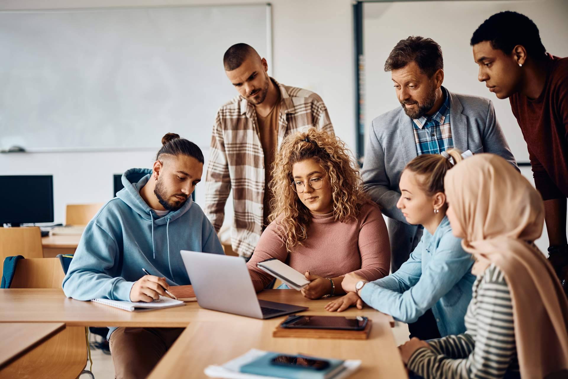 Una mejor colaboración educativa y empresarial; Becadvisor revoluciona la búsqueda de empresas para prácticas académicas