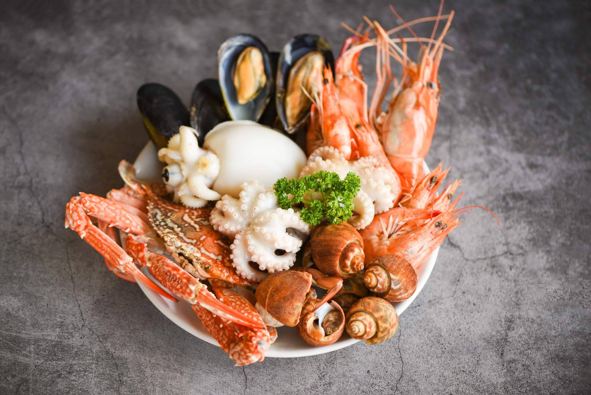 Pescados y mariscos de calidad de la mano de Pescadería Younes Ceuta