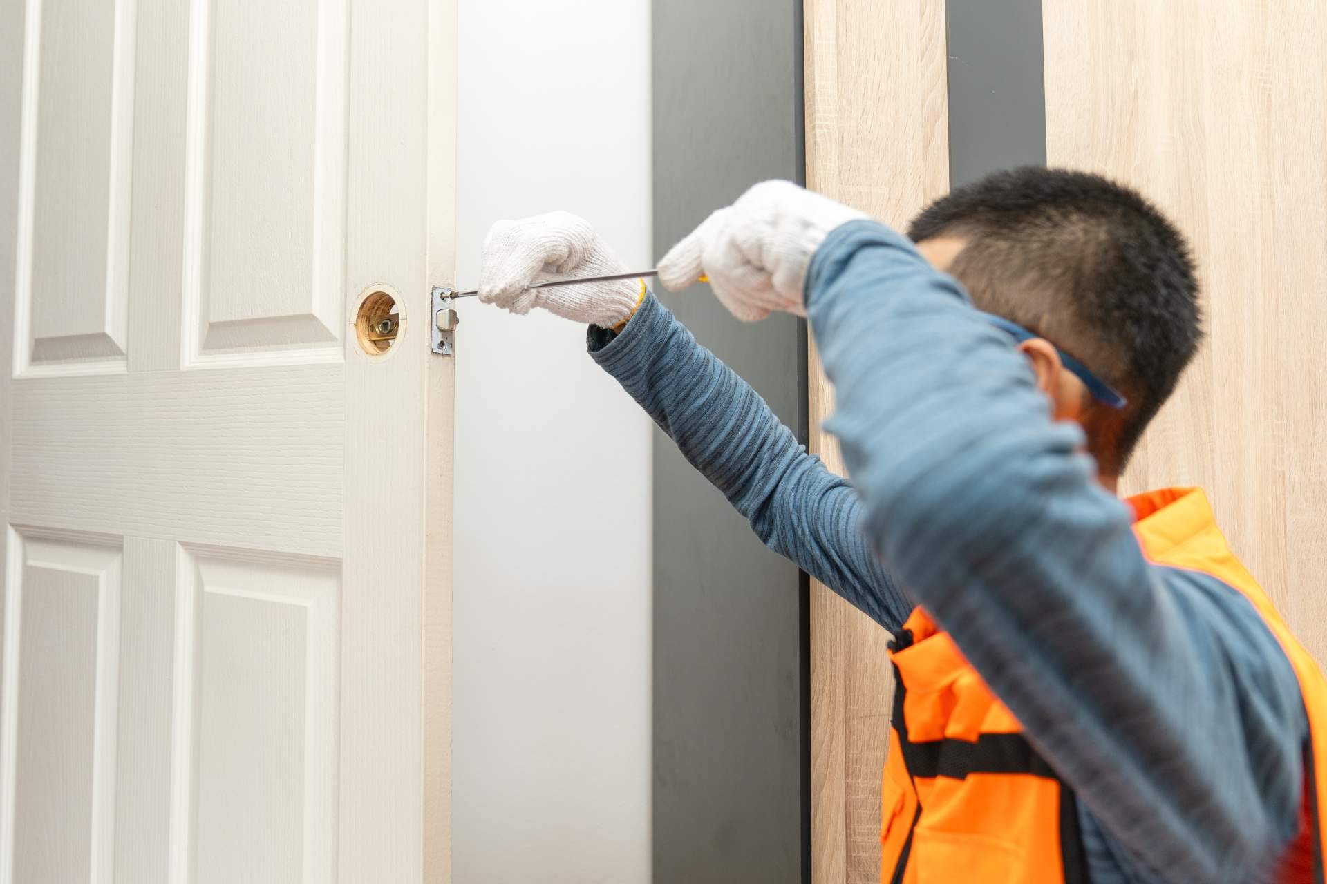 ¿Por qué es importante contar con expertos en apertura de puertas en casos de pérdida de llaves?, Cerrajeros Escuderos