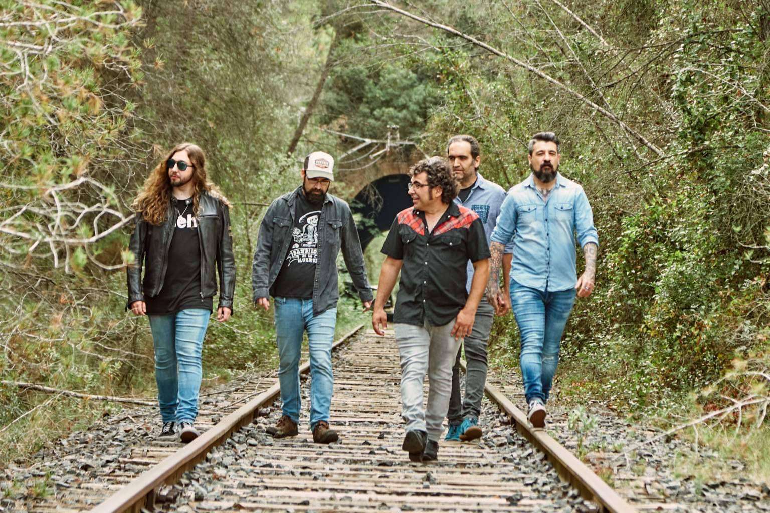 Guardafuegos presenta su nuevo disco 'Un Billete con Ventana'