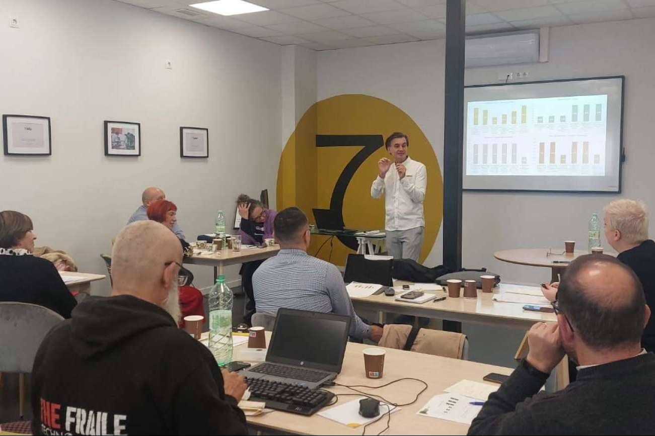 Acceder a cursos de formación con El Siete