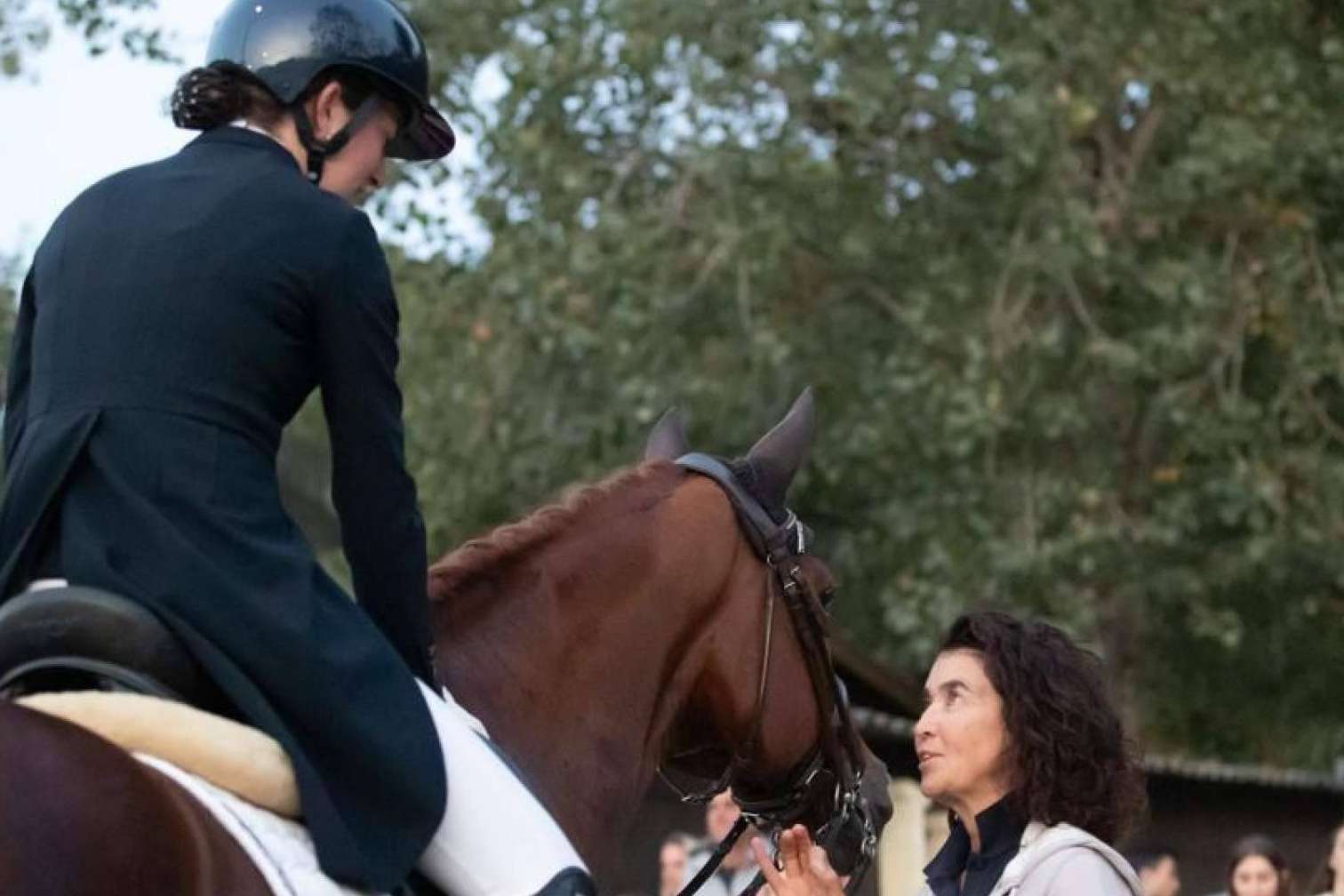 Júlia Álvarez Abad ha ganado la Beca Beauvalais 2024