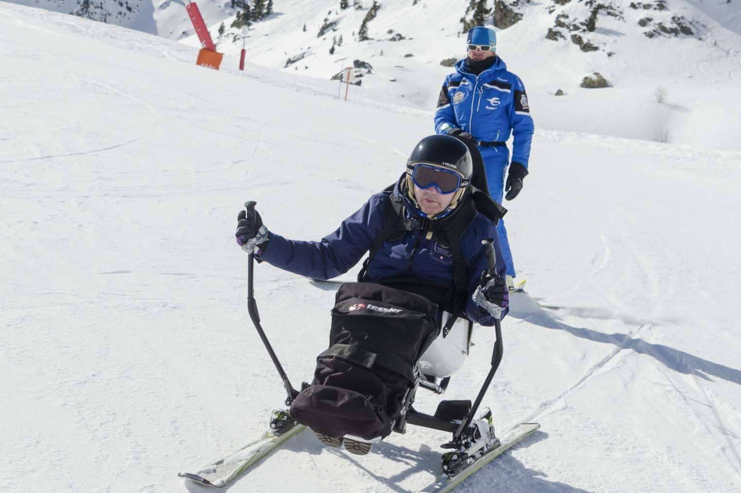 Raúl Esteban Herranz muestra su apoyo a la Fundación Deporte Solidario en Formigal