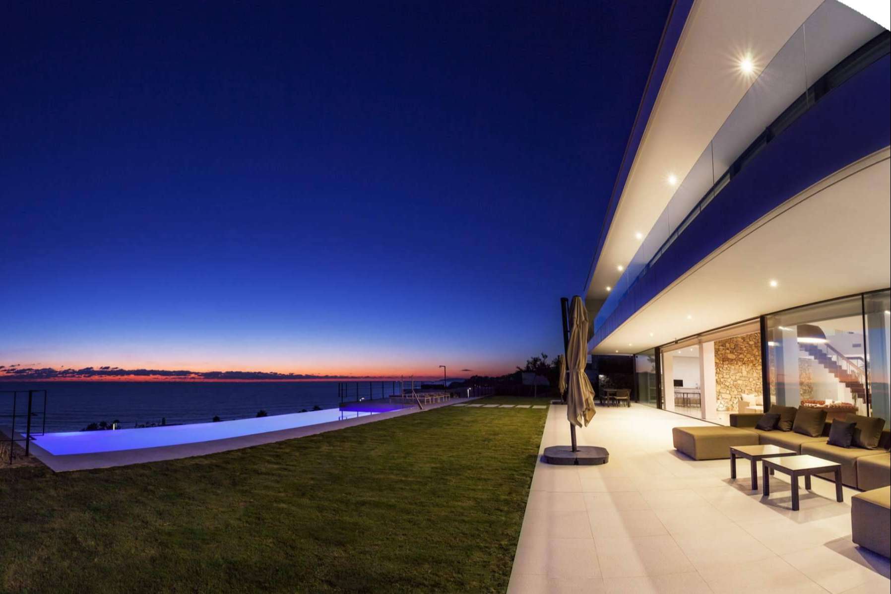 Villa Alkaram, ubicada en Zahara de los Atunes, es un enclave único e idílico
