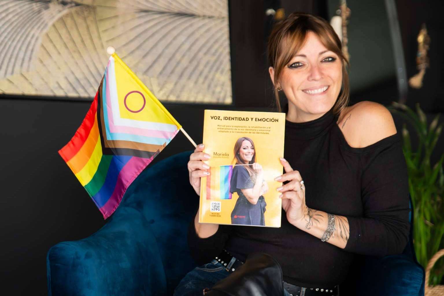 Mariela Astudillo ha publicado 'Voz, identidad y emoción', un libro sobre la feminización de la voz y voz identitaria