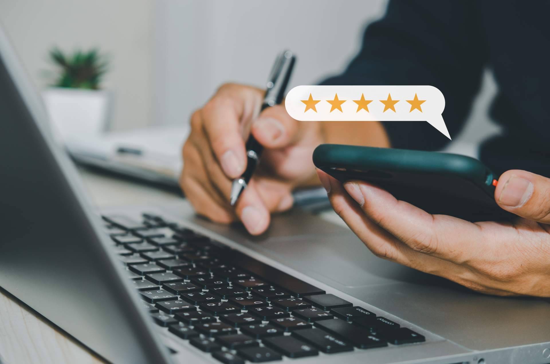 ¿Por qué las reseñas en Google son la clave para escalar posiciones y atraer más clientes?