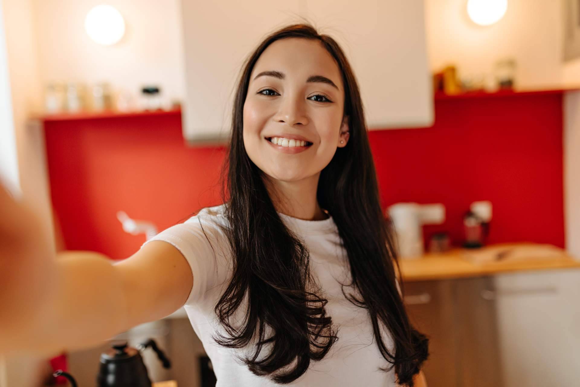 ¿Cuáles son los principales beneficios del UGC en la plataforma FuelYourBrands?