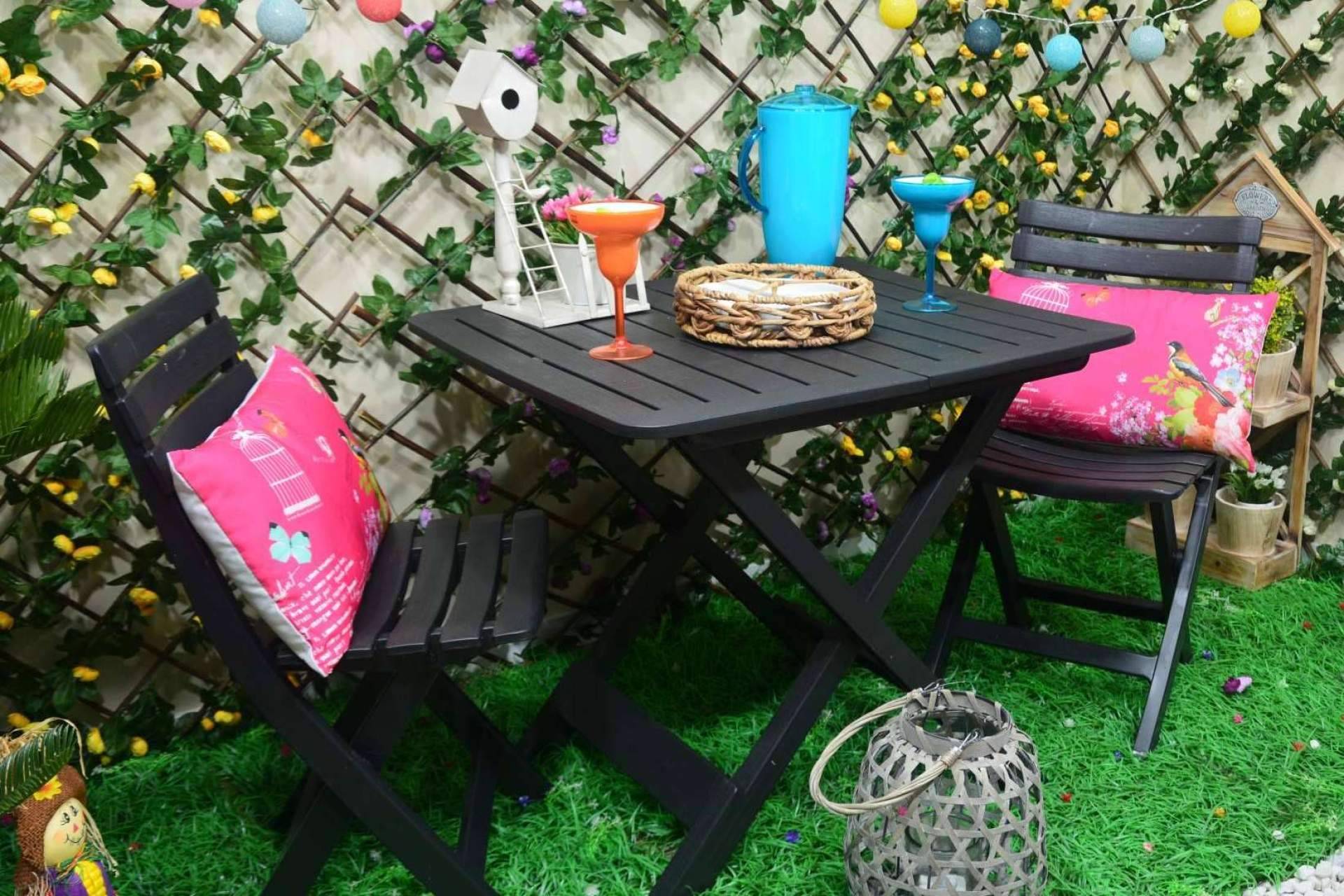 Hogar y Más ofrece plantas de primavera, jarrones y otros productos para mejorar la decoración de una vivienda